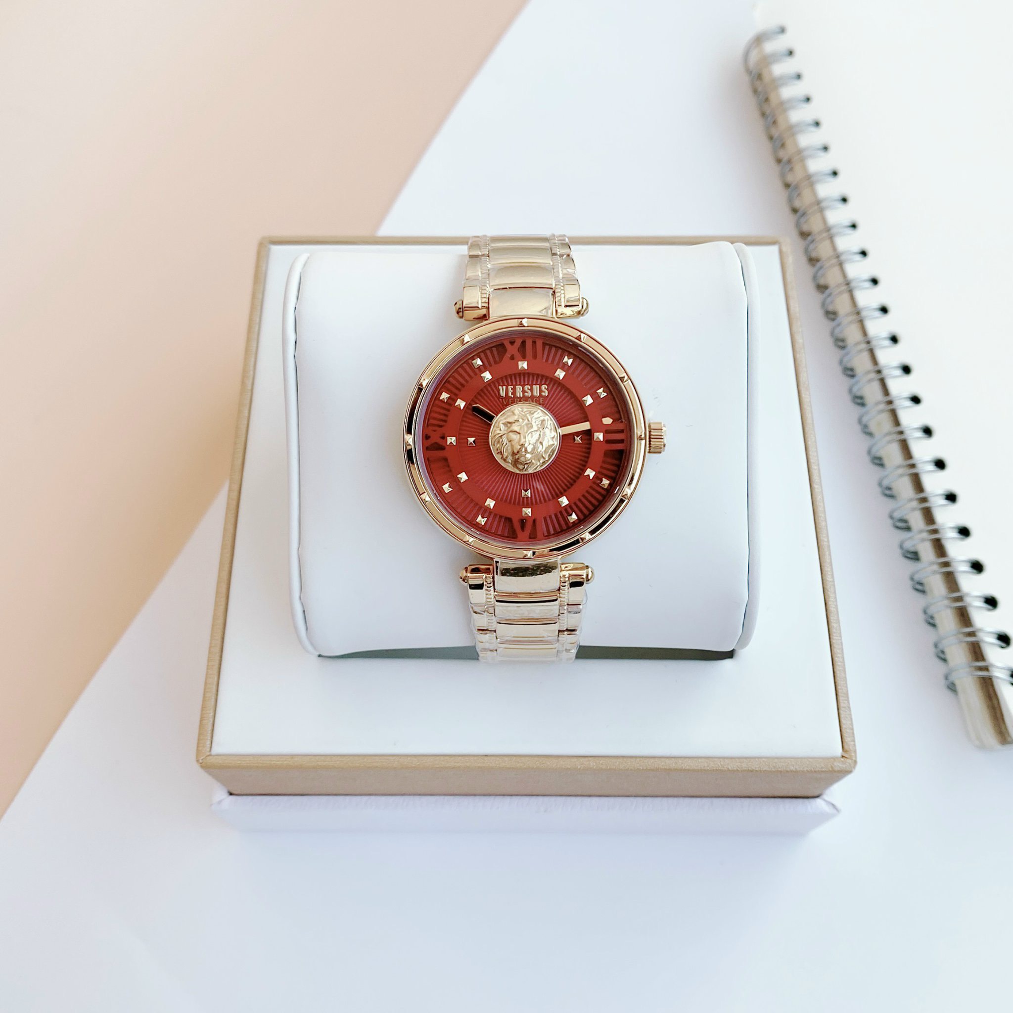 Đồng Hồ Versus VSPHH1921 mẫu new xinh xắn