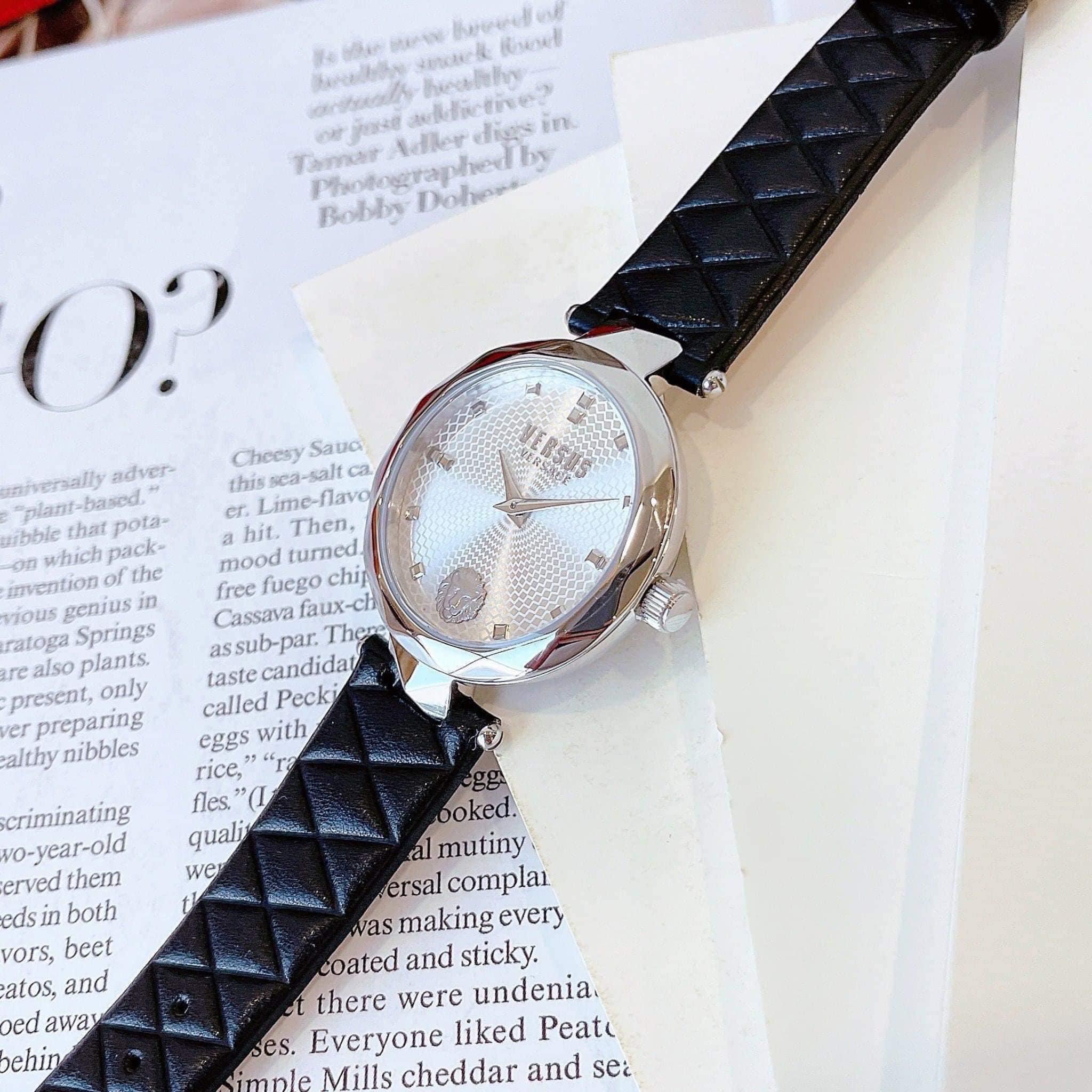 Đồng Hồ Versus Covent garden Watch  mặt chải tia hoạ tiết logo hãng sang trọng