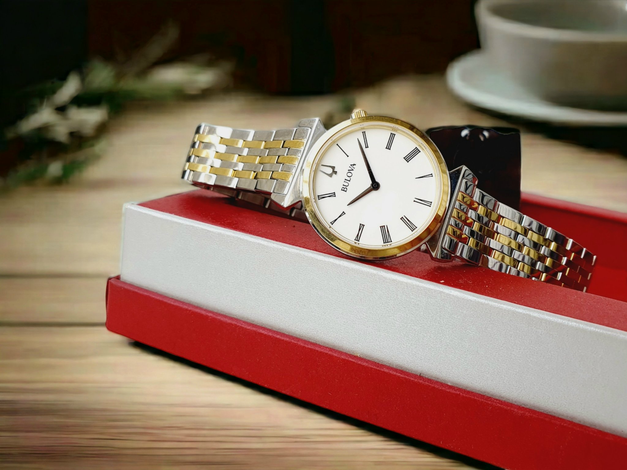 Đồng Hồ Bulova 98L264 demi mặt trắng siêu đẹp