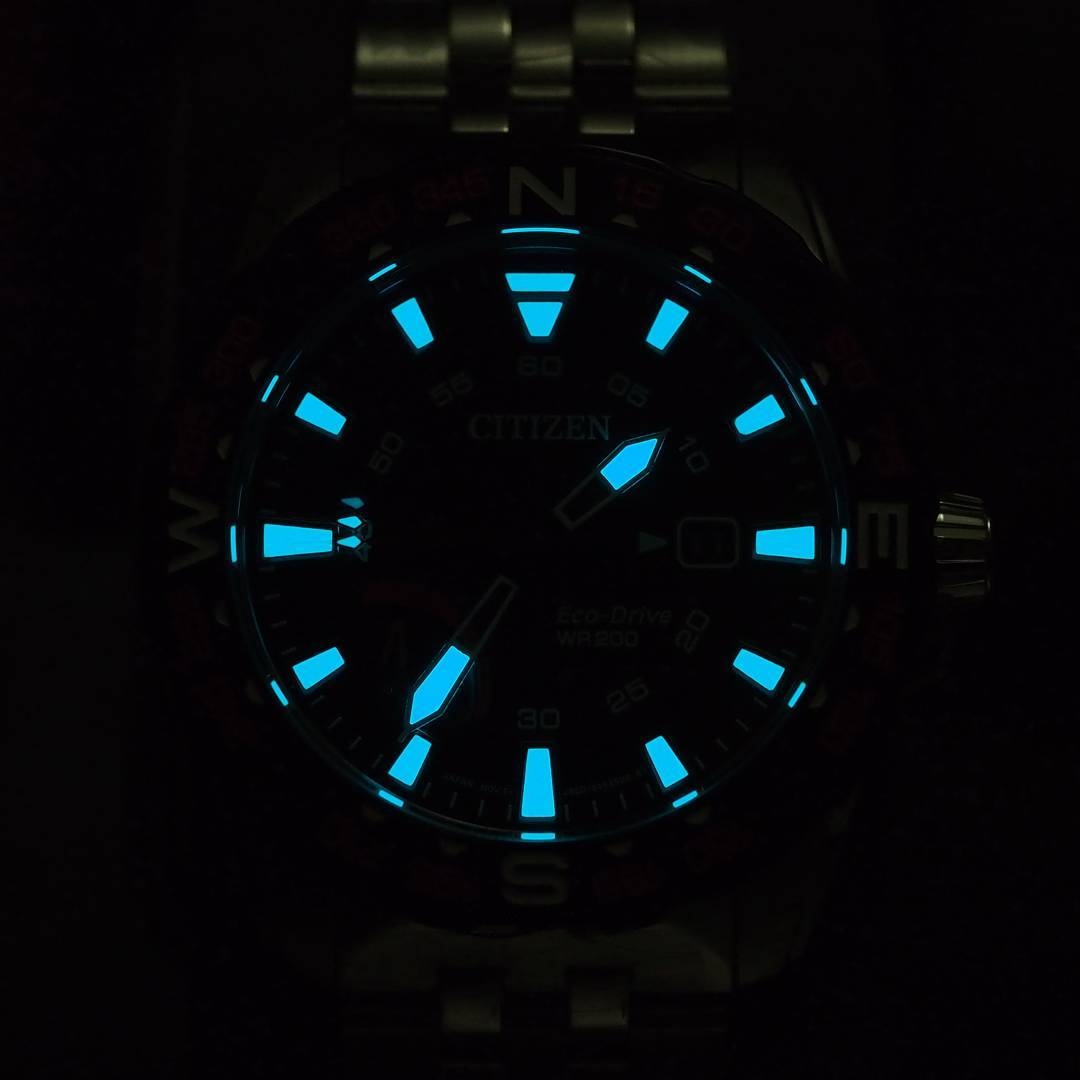 Đồng Hồ Nam Citizen Eco-drive SUPER PRT ORANGE ACCENT AW7048-51E