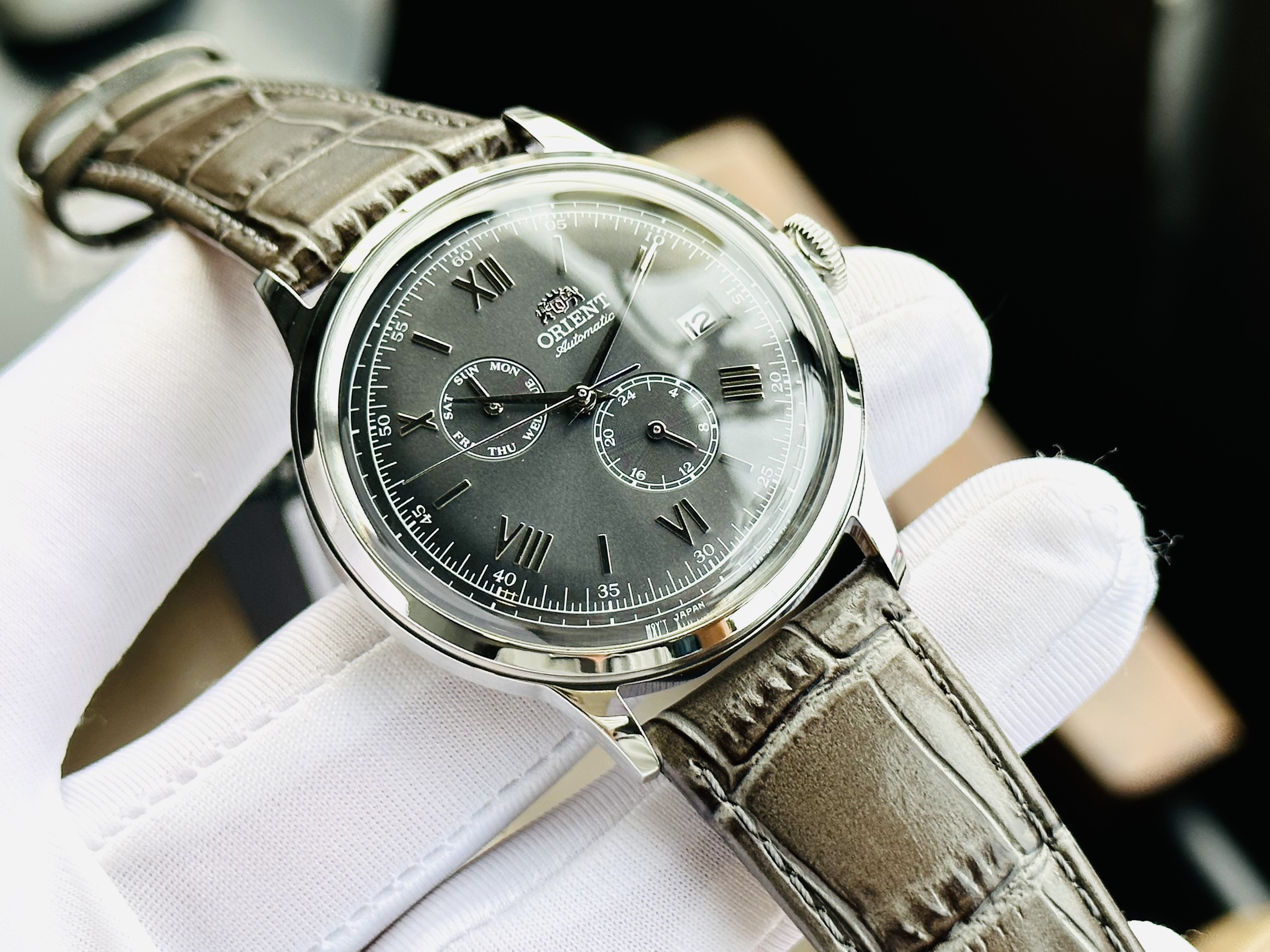 Đồng Hồ Orient bambino RA-AK0704N10B nhẹ nhàng thanh lịch cho anh em công sở