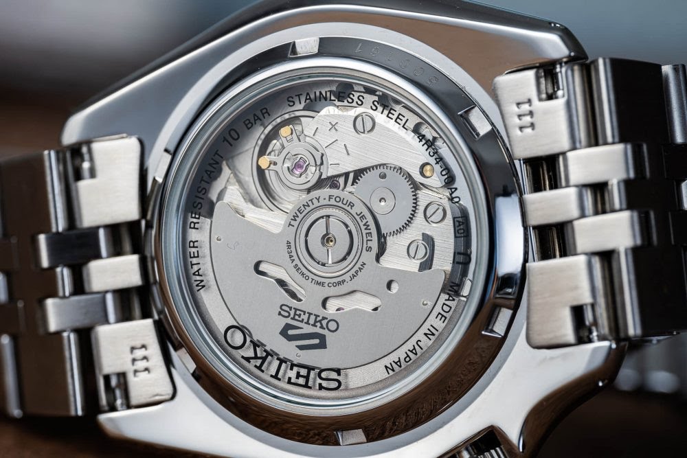 Đồng Hồ Seiko Sport Automatic GMT SSK001 - Mạnh Mẽ Vượt Thời Gian