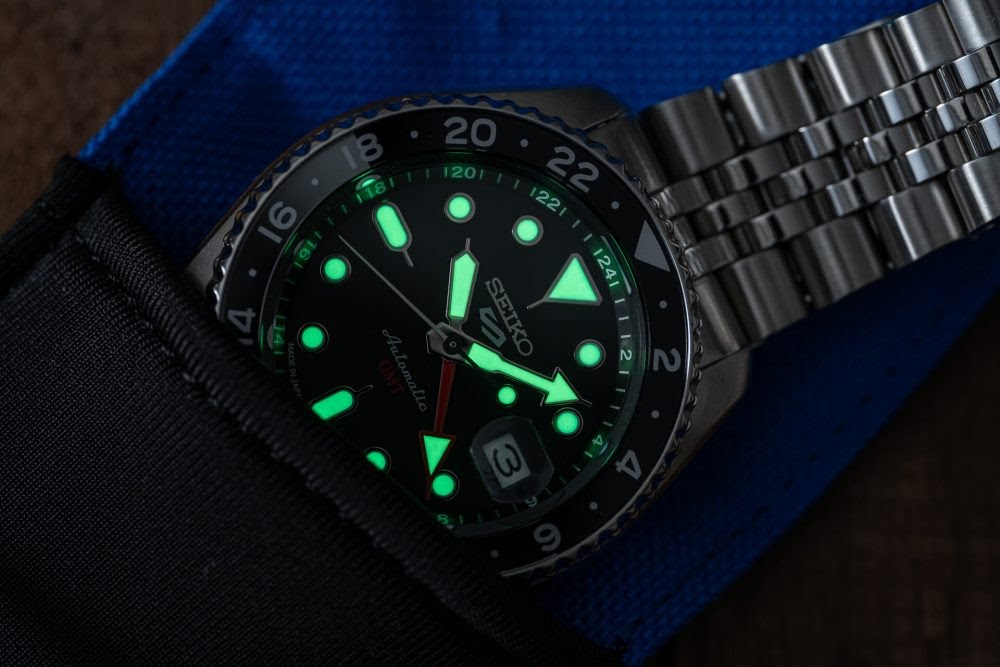 Đồng Hồ Seiko Sport Automatic GMT SSK001 - Mạnh Mẽ Vượt Thời Gian