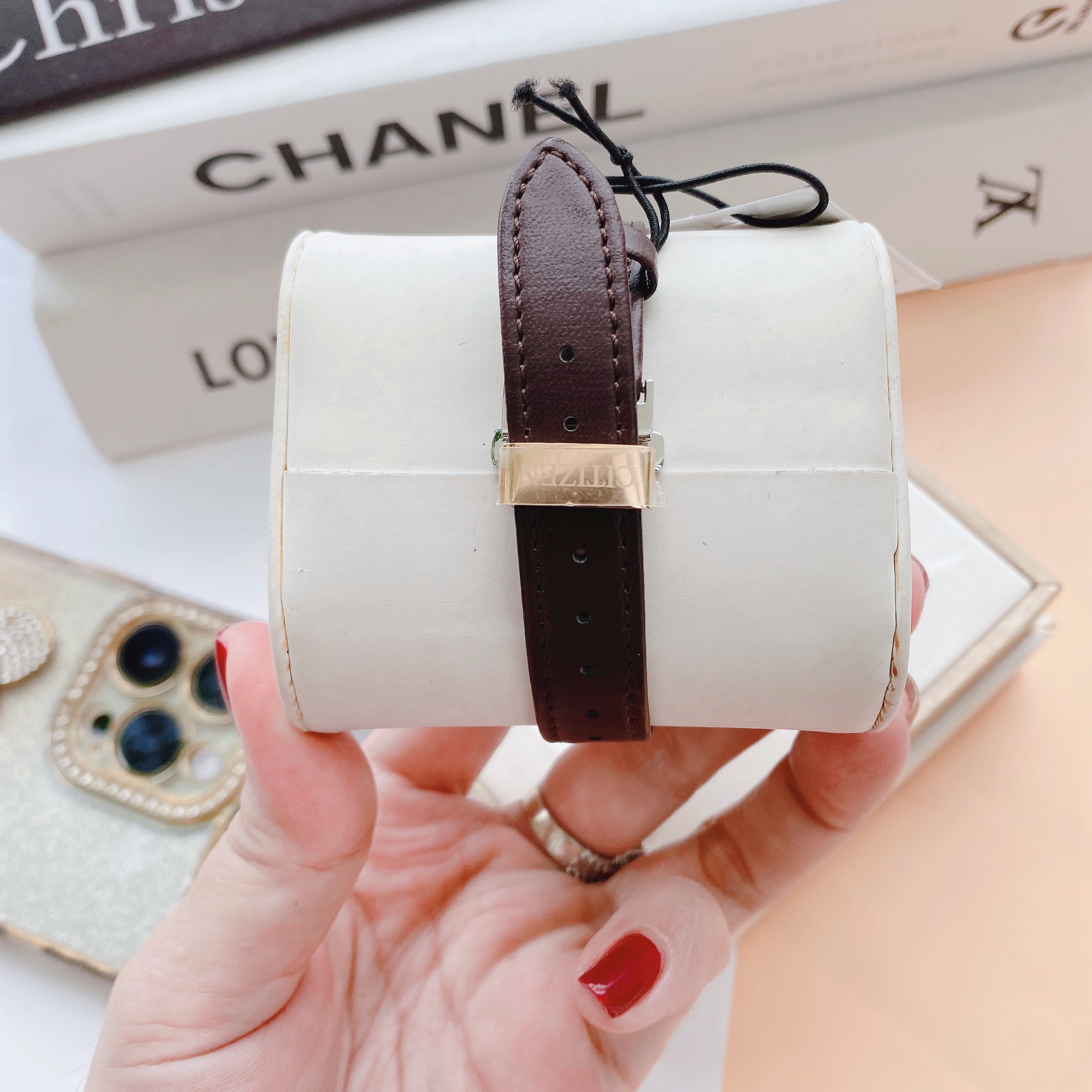 Đồng Hồ Citizen EW5593-13X - Nhỏ xinh lấp lánh cho chị em