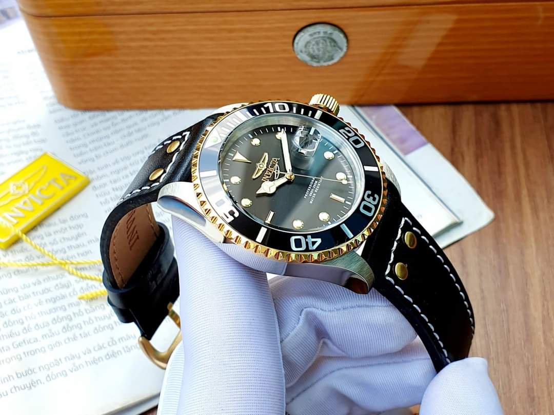 Đồng Hồ Invicta Pro Diver 22074  - dành cho anh em nào thích thiết kế kiểu Rolex sub
