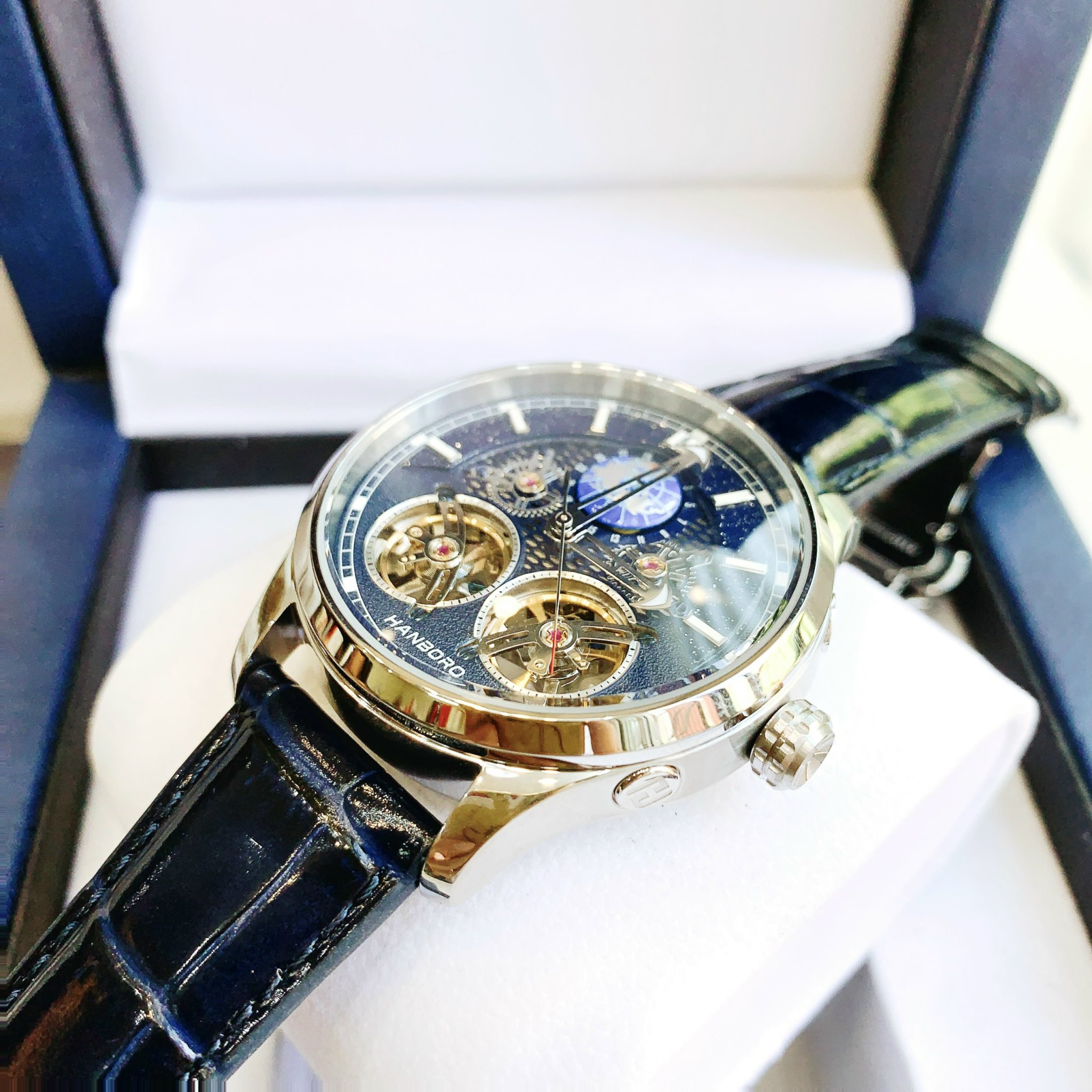 Đồng Hồ Hanboro By Huboler mẫu mới 2023 cập bến - Máy lộ cơ Skeleton độc đáo, mặt xanh thăm thẳm, sang trọng, đổi mới