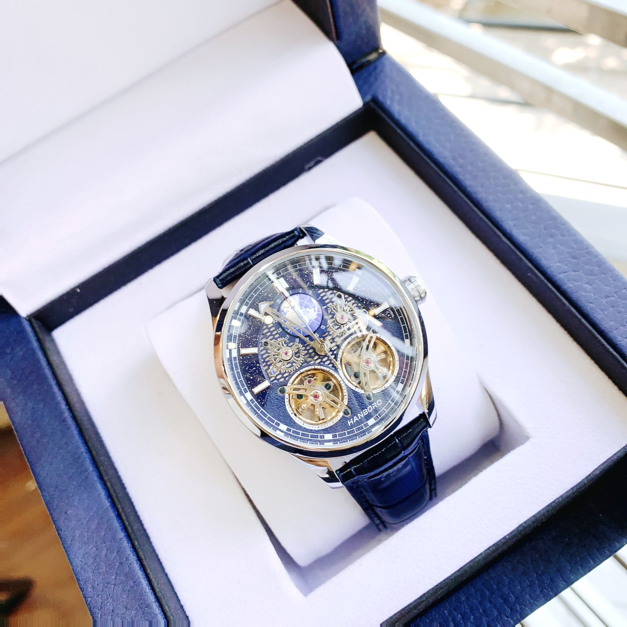 Đồng Hồ Hanboro By Huboler mẫu mới 2023 cập bến - Máy lộ cơ Skeleton độc đáo, mặt xanh thăm thẳm, sang trọng, đổi mới