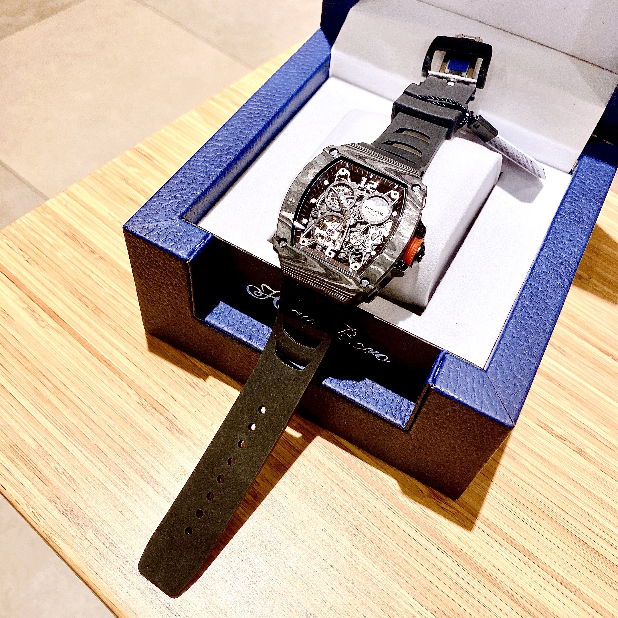 Đồng Hồ HANBORO BY HUBOLER - Đẹp ko thua siêu phẩm RM tiền tỷ - Thiết kế đỉnh cao chất sáng xịn, tỉ mỉ đến từng chi tiết, Lên tay rất sang chảnh