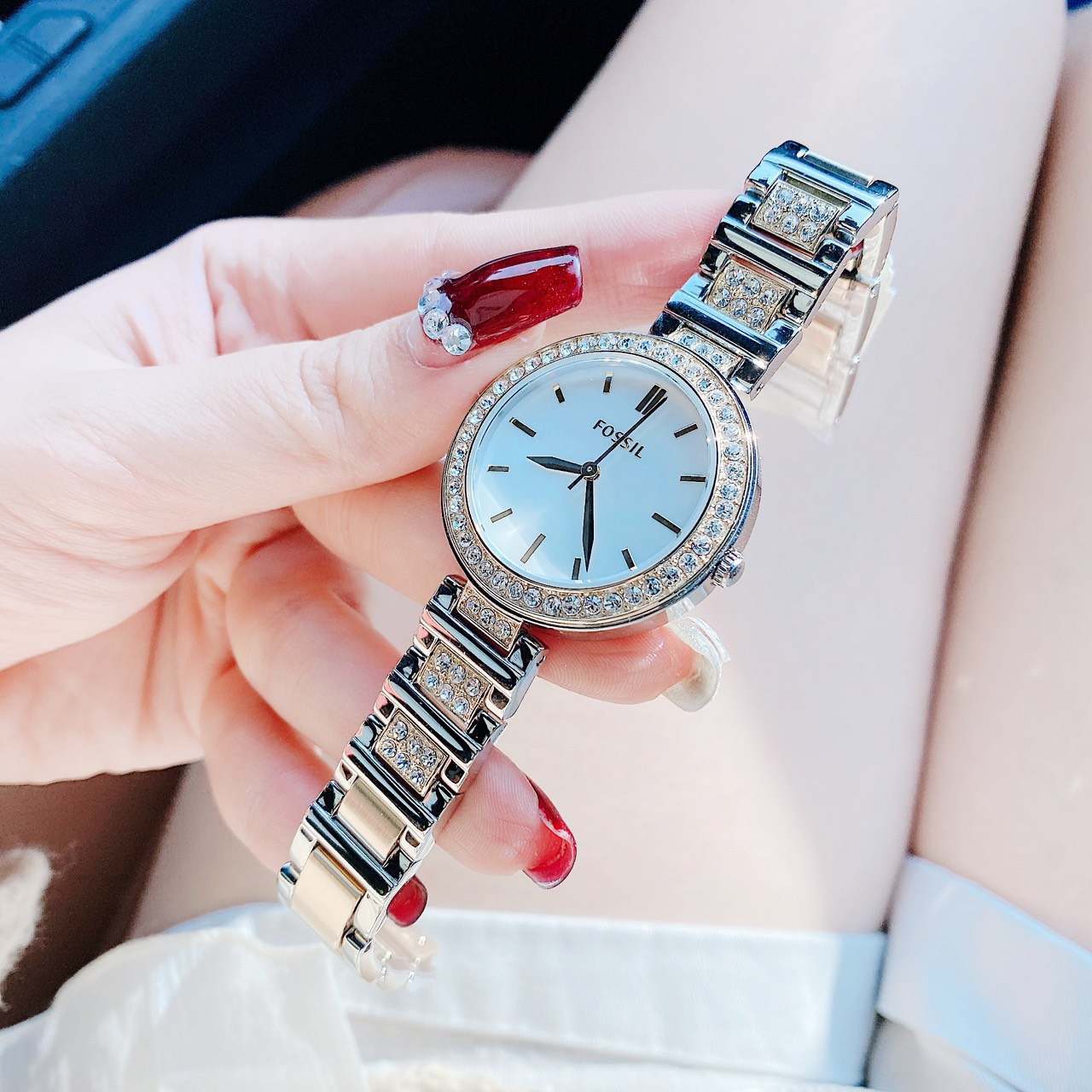 Đồng Hồ Fossil BQ3884 với Vỏ và dây đeo bằng thép không gỉ đính đá lấp lánh
