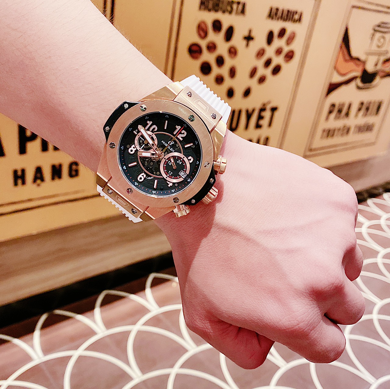 Đồng Hồ Cặp Huboler Hanboro mới - giá trị và tình cảm tăng dần theo thời gian