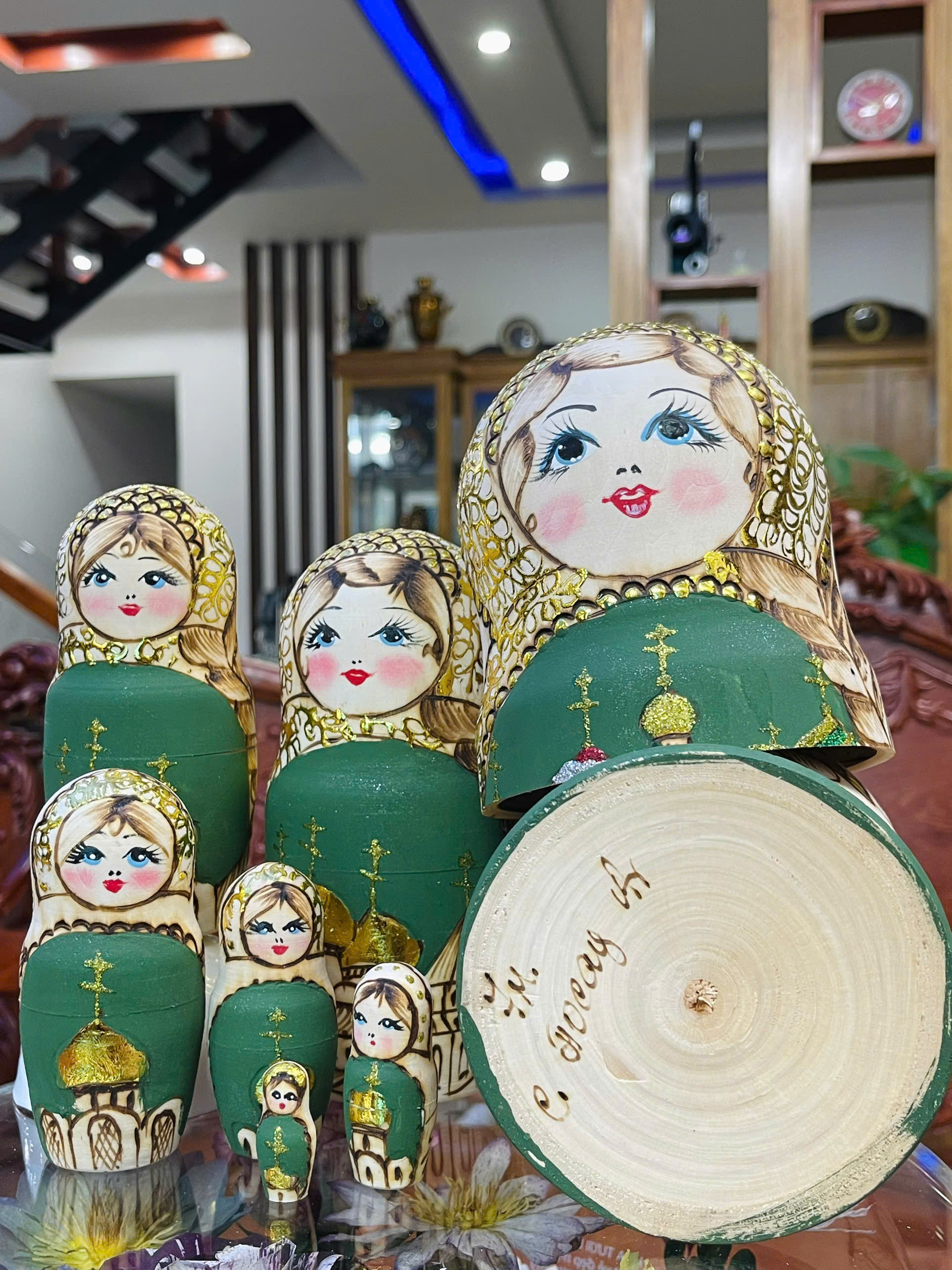 Búp Bê Matryoshka Nga – Sự Đan Xen Tuyệt Vời Của Văn Hóa và Nghệ Thuật BB043