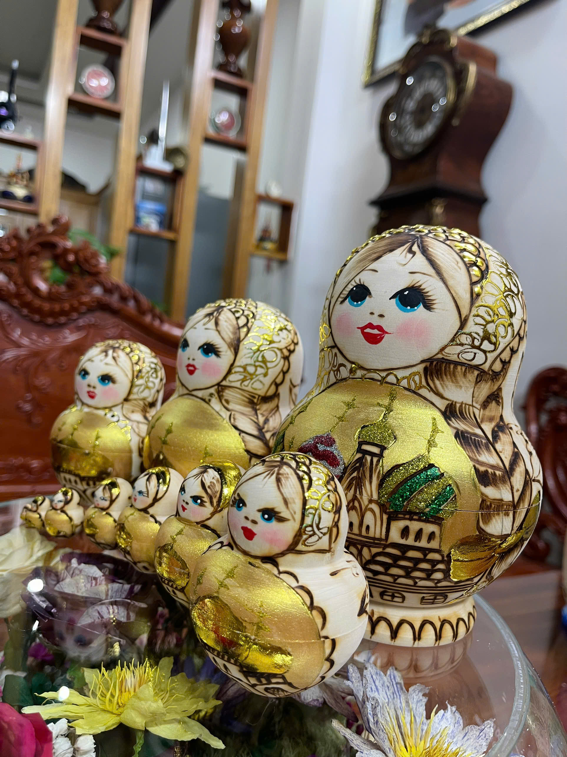 Búp Bê Matryoshka Nga – Biểu Tượng Gia Đình và Sự Gắn Kết Văn Hóa Nga BB044