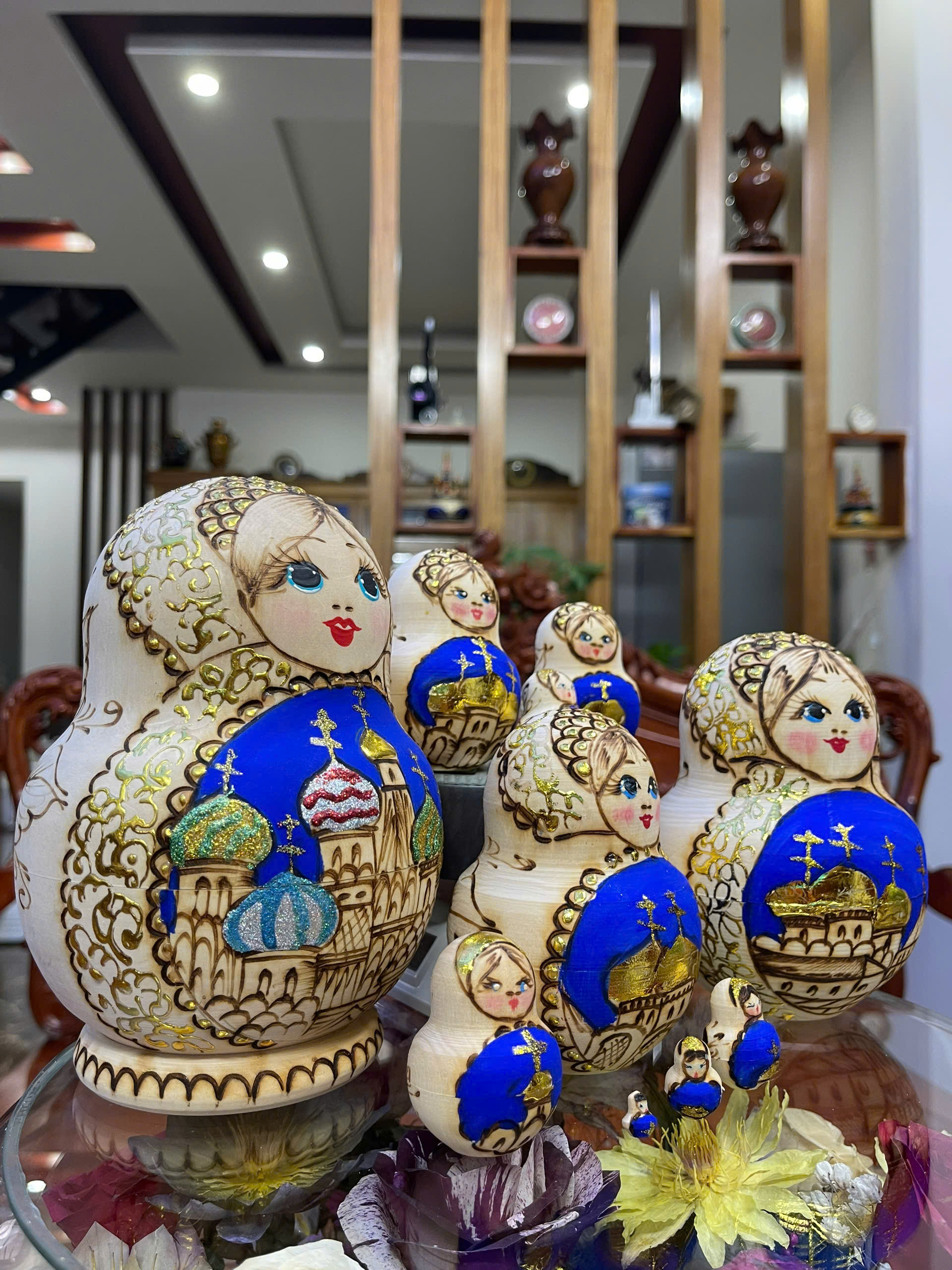 Búp Bê Matryoshka Nga - Nhà thờ Thánh Basil – Biểu Tượng Kiến Trúc Nga trên Sản Phẩm Lưu Niệm BB045