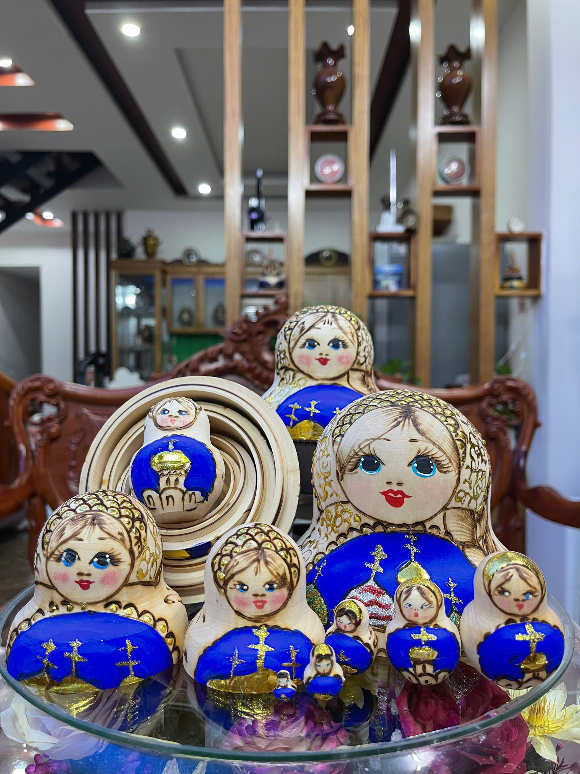 Búp Bê Matryoshka Nga - Nhà thờ Thánh Basil – Biểu Tượng Kiến Trúc Nga trên Sản Phẩm Lưu Niệm BB045