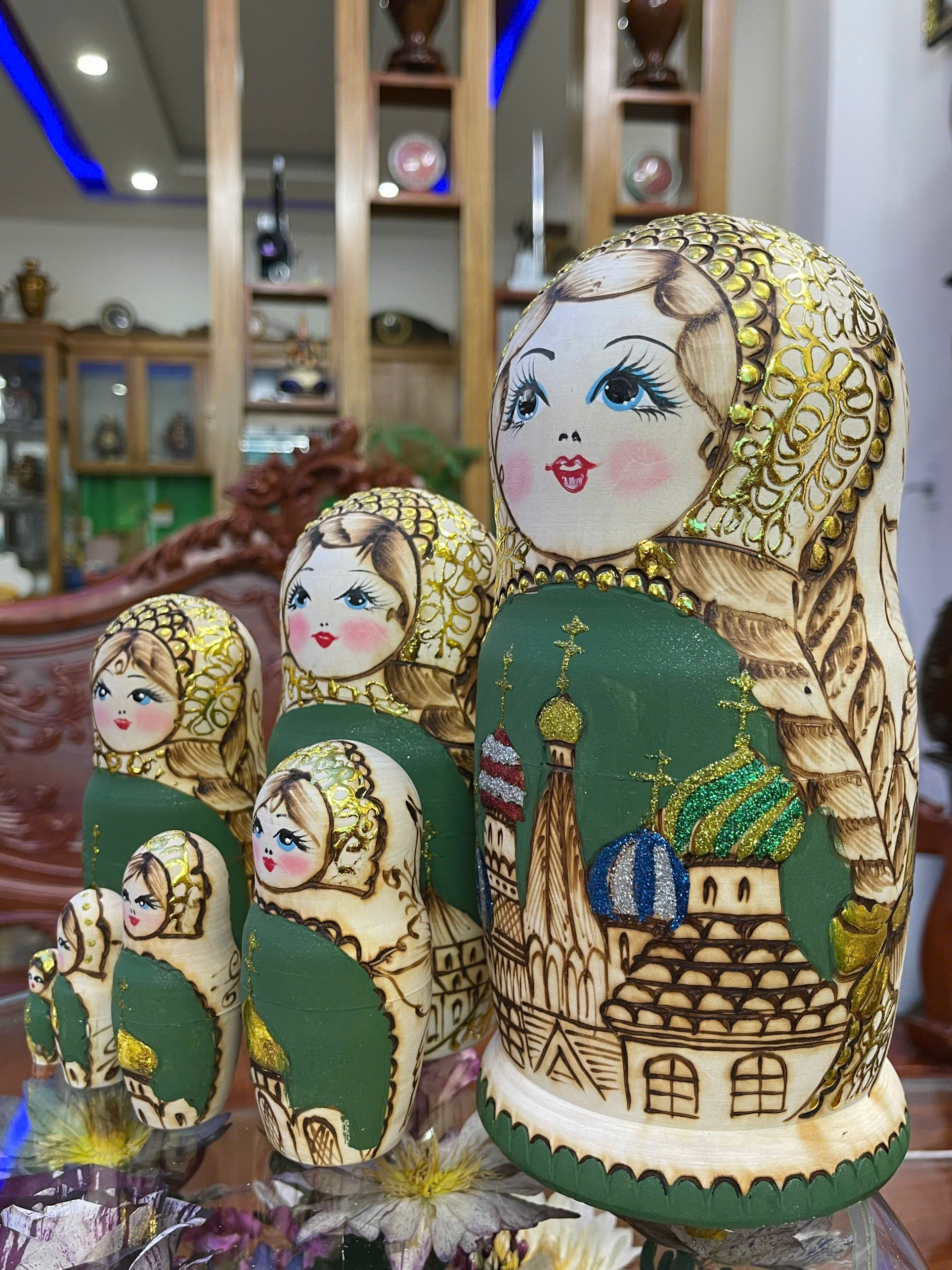 Búp Bê Matryoshka Nga – Sự Đan Xen Tuyệt Vời Của Văn Hóa và Nghệ Thuật BB043