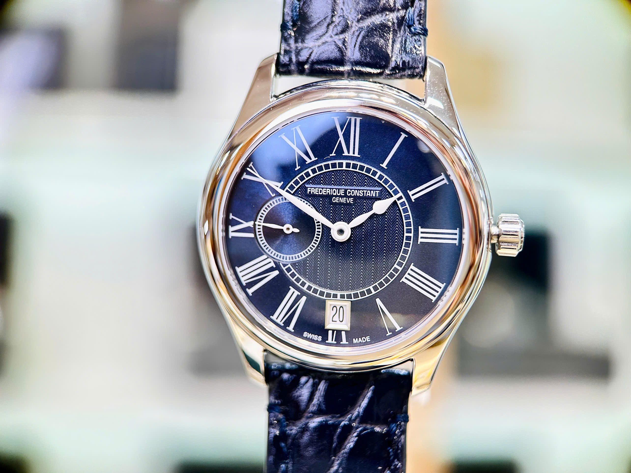 Đồng hồ Frederique Constant Automatic Unisex FC-318MPN3B6 – Dresswatch Thụy Sĩ thanh lịch, chuẩn mực tinh giản