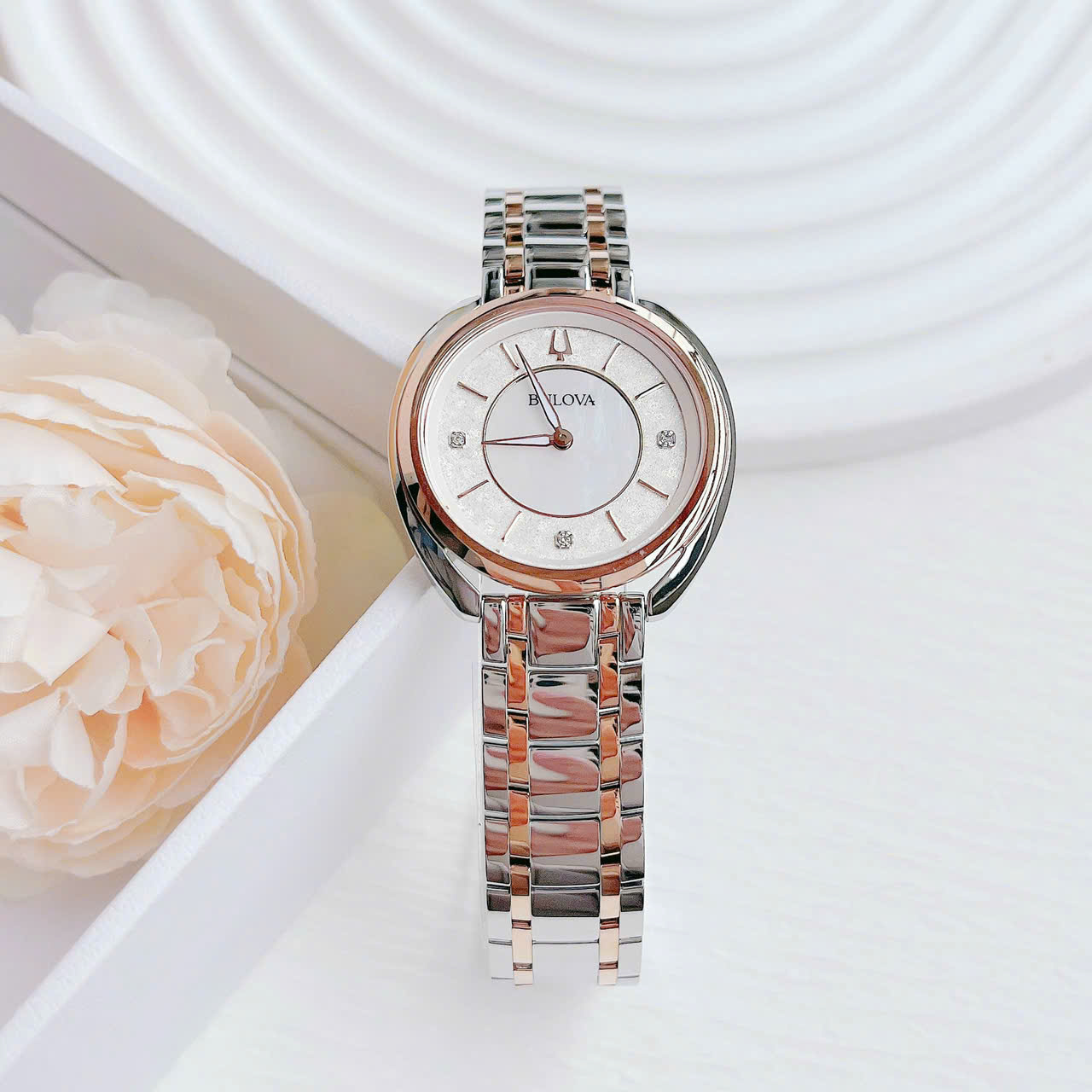 Đồng hồ Bulova Classic Duality Diamond 98P219 – Phiên bản cao cấp Swarovski Crystal Accents, thanh lịch chuẩn quý cô