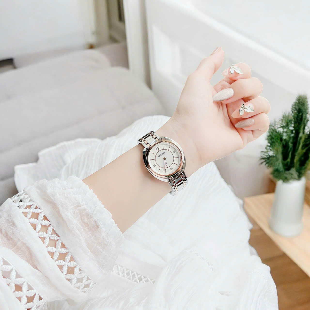 Đồng hồ Bulova Classic Duality Diamond 98P219 – Phiên bản cao cấp Swarovski Crystal Accents, thanh lịch chuẩn quý cô