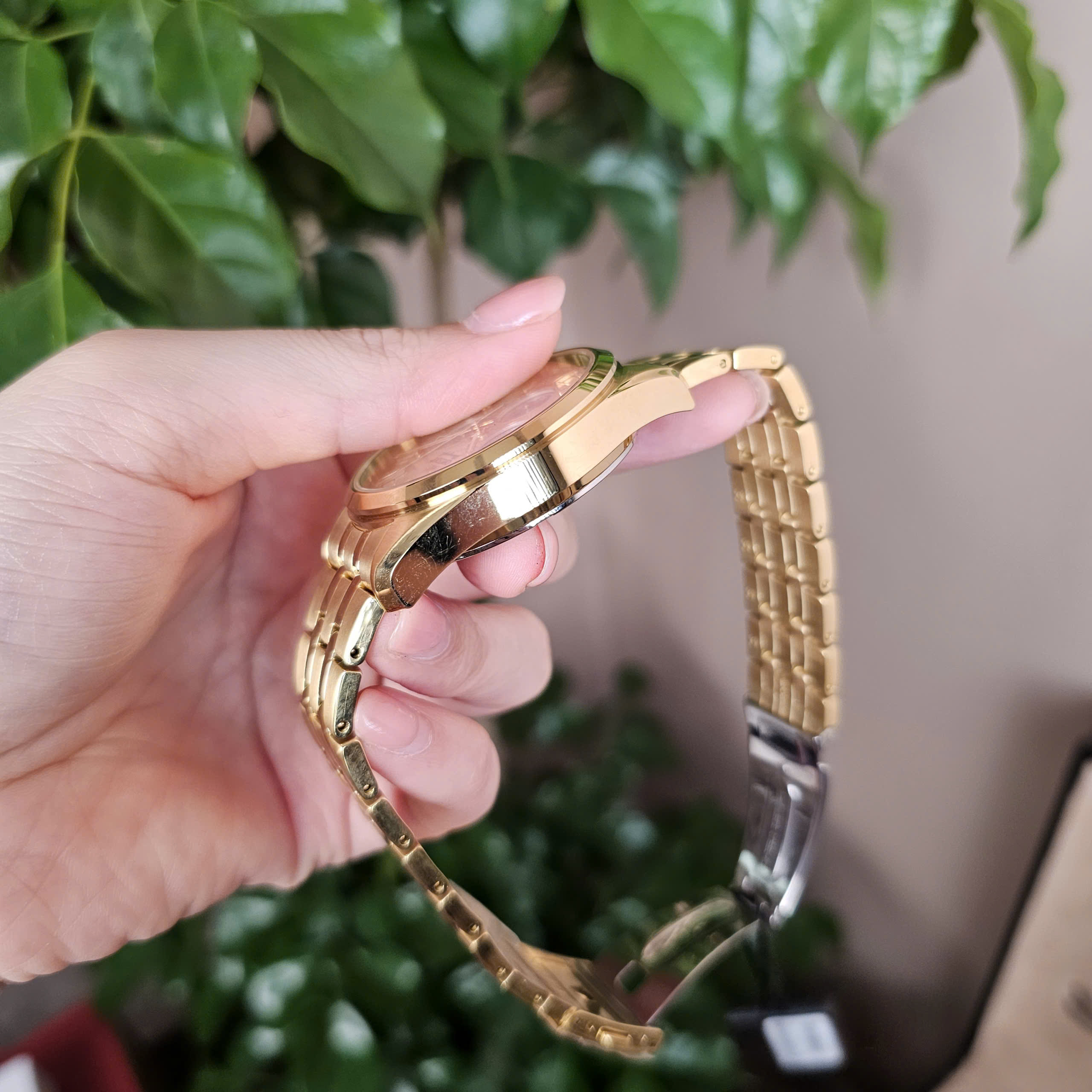 Đánh Giá Đồng Hồ Nam Orient Quartz Solar Contemporary Chronograph RA-TX0301G10B – Vẻ Đẹp Sang Trọng Cùng Công Nghệ Năng Lượng Ánh Sáng Nhật Bản