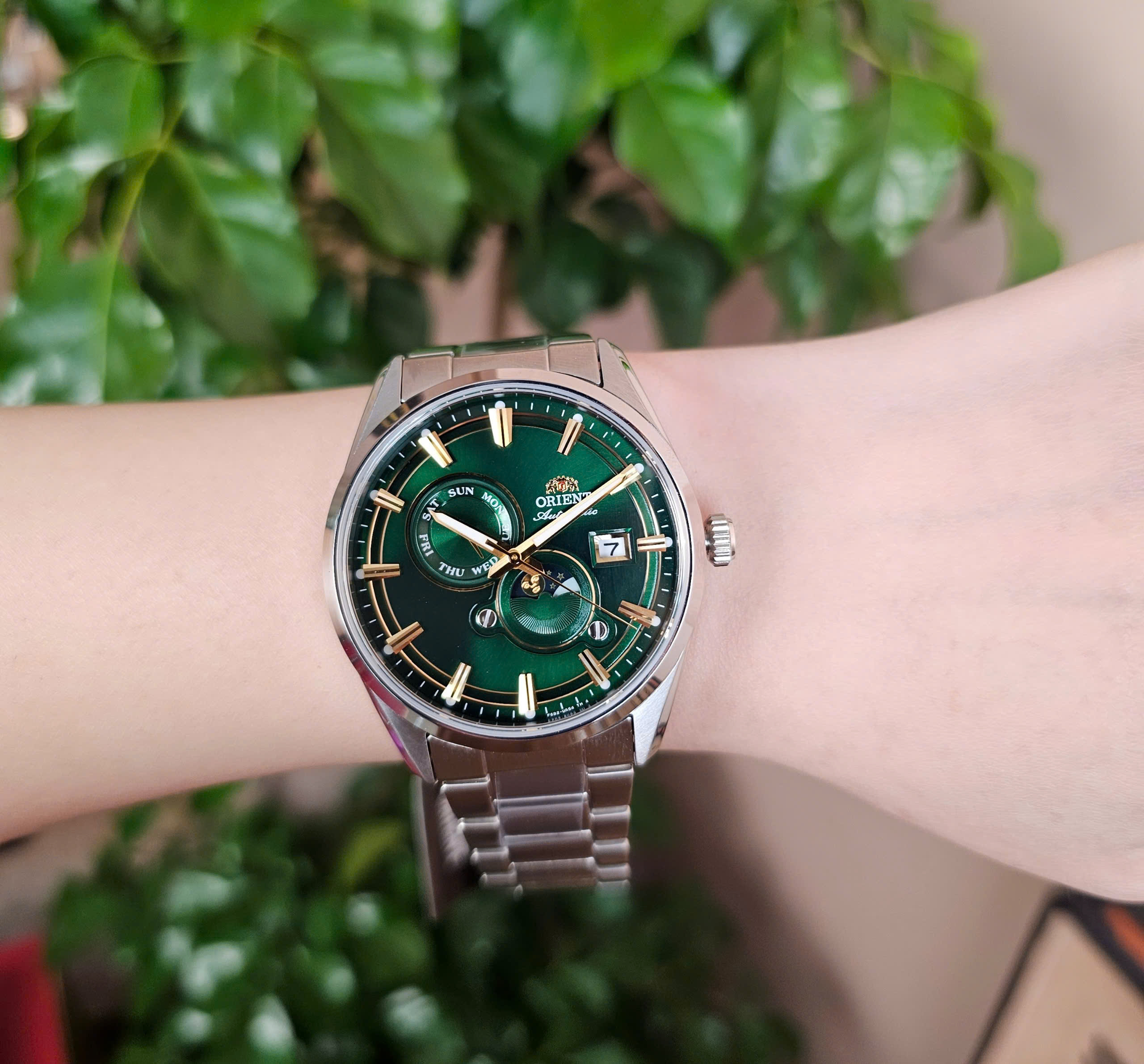 Đánh Giá Đồng Hồ Nam Orient Automatic Contemporary Stretto Day & Night RA-AK0314E30B Phiên Bản 2026 – Vẻ Đẹp Sang Trọng Với Mặt Xanh Thời Thượng