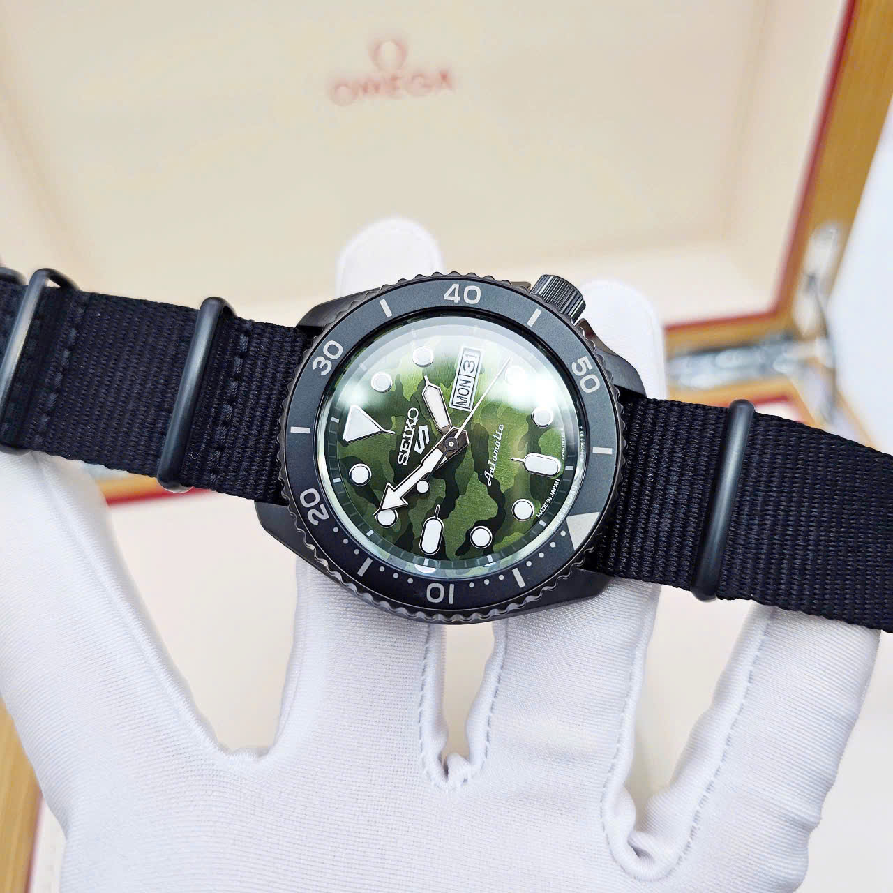 Đồng Hồ Nam Seiko 5 Automatic Sport SRPJ37 – Thiết Kế Thể Thao Phong Cách Quân Đội, Máy Automatic Nhật Bản Bền Bỉ