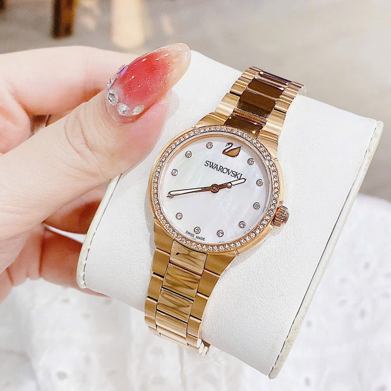 Đồng Hồ Swarovski City Mini 5221176 – Vẻ Đẹp Tinh Tế Với Pha Lê Swarovski Lấp Lánh Chuẩn Swiss Made