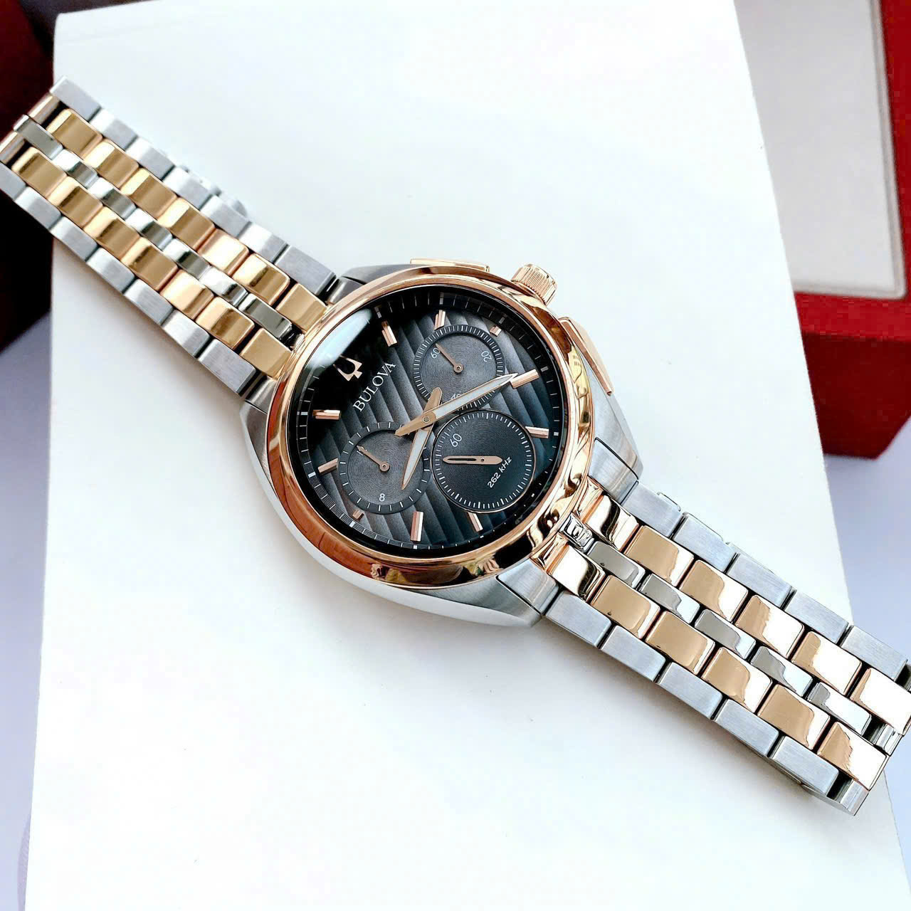 Đồng Hồ Nam Bulova 98A160 - Thiết Kế Oval Độc Đáo, Chronograph Thể Thao Đậm Chất Mỹ