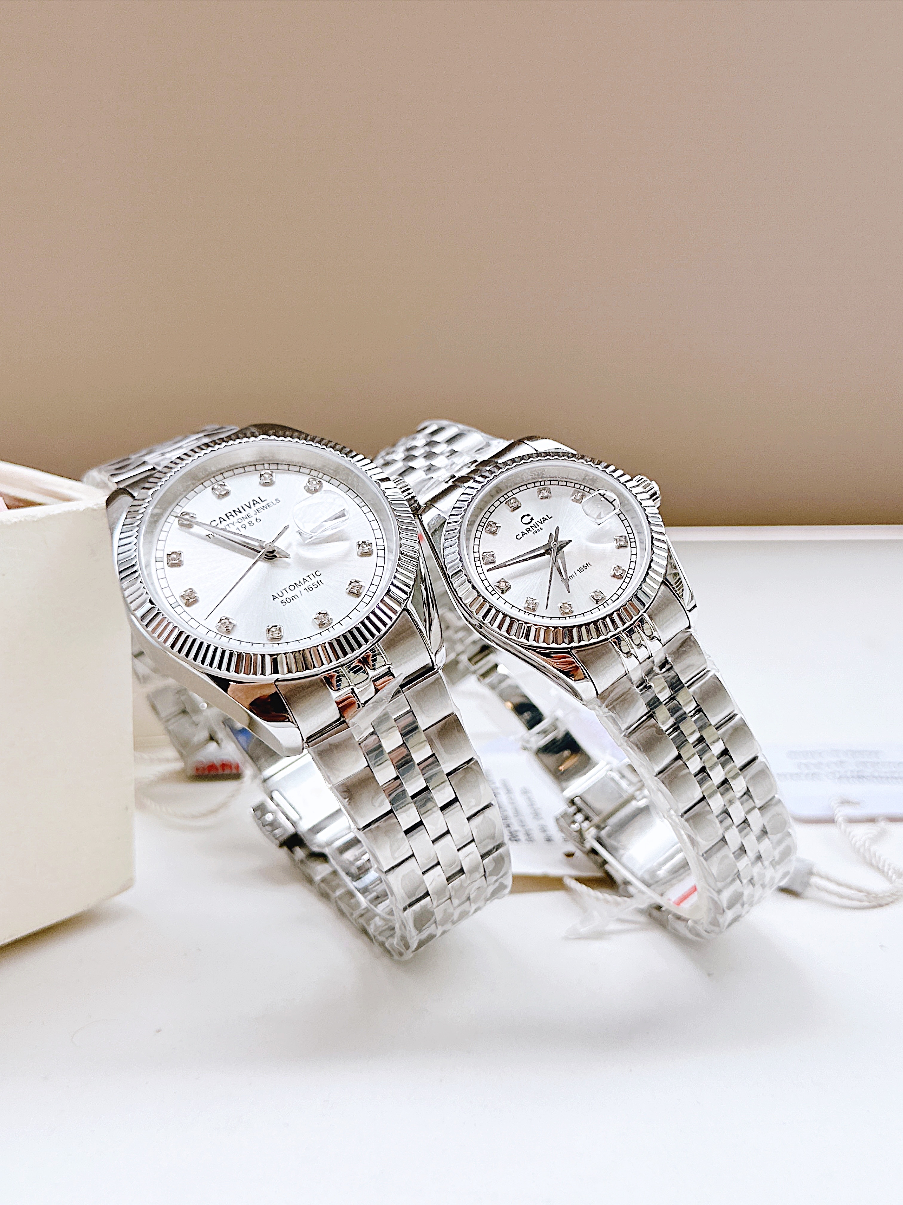 Đồng Hồ Cặp Đôi Carnival 8131L-VT-T & 8131G-VT-T – Thiết Kế Sang Trọng, Sapphire Nguyên Khối, Automatic & Quartz
