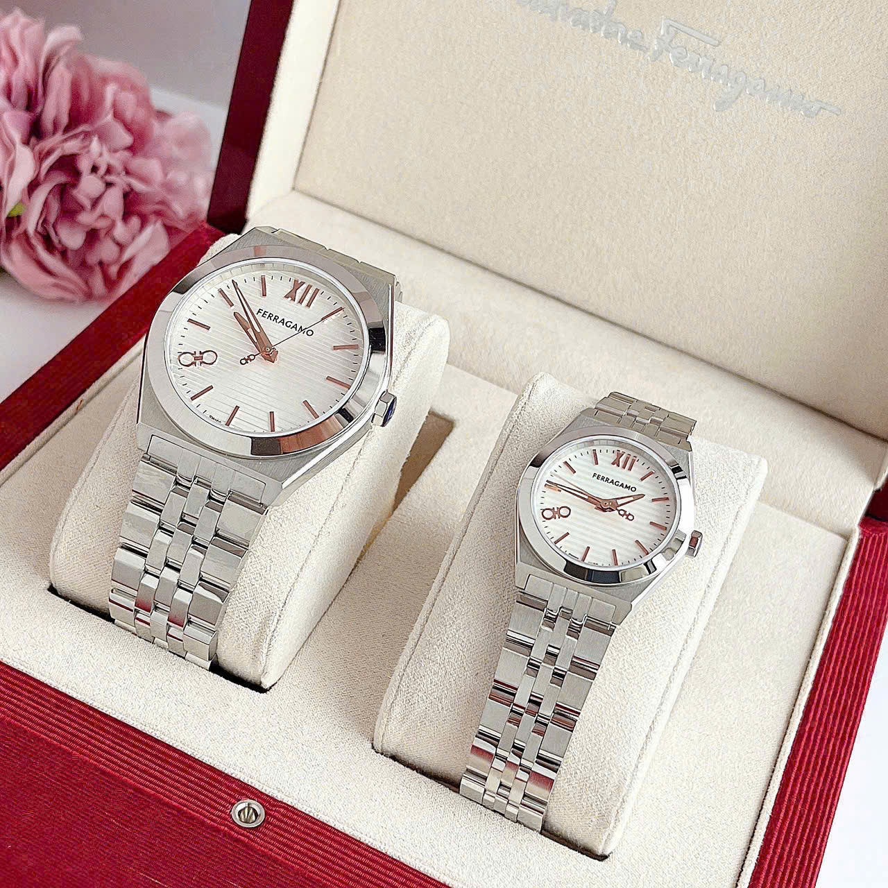 Đồng Hồ Đôi Salvatore Ferragamo Vega SFKI00123 & SFKJ00924 – Đồng Hồ Cặp Đôi Cao Cấp Sang Trọng, Tinh Tế