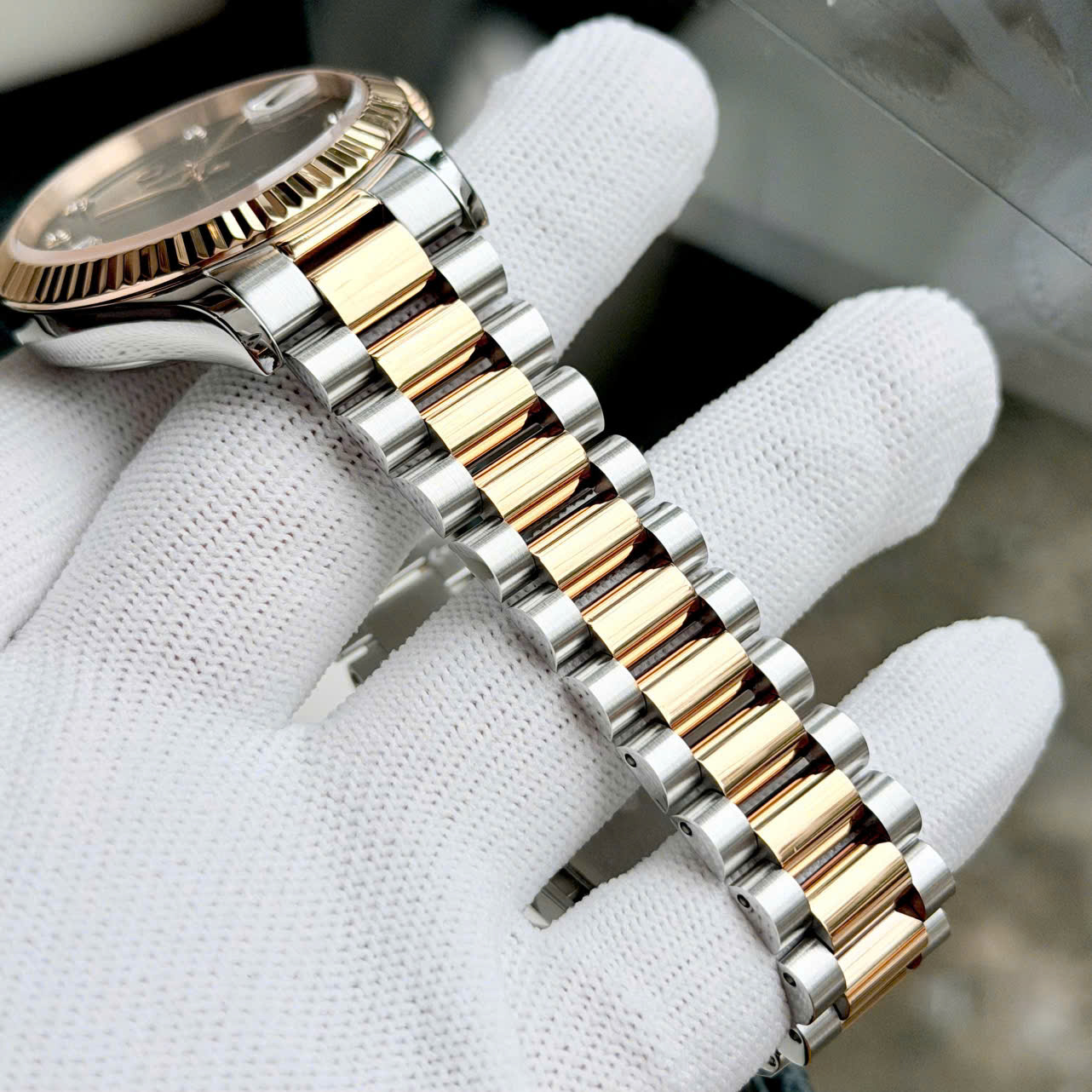Đồng Hồ Nam Carnival Automatic 8239G-CH-D – Tiểu Rolex Style Day-Date, Mặt Xám Khảm Trai Sang Trọng