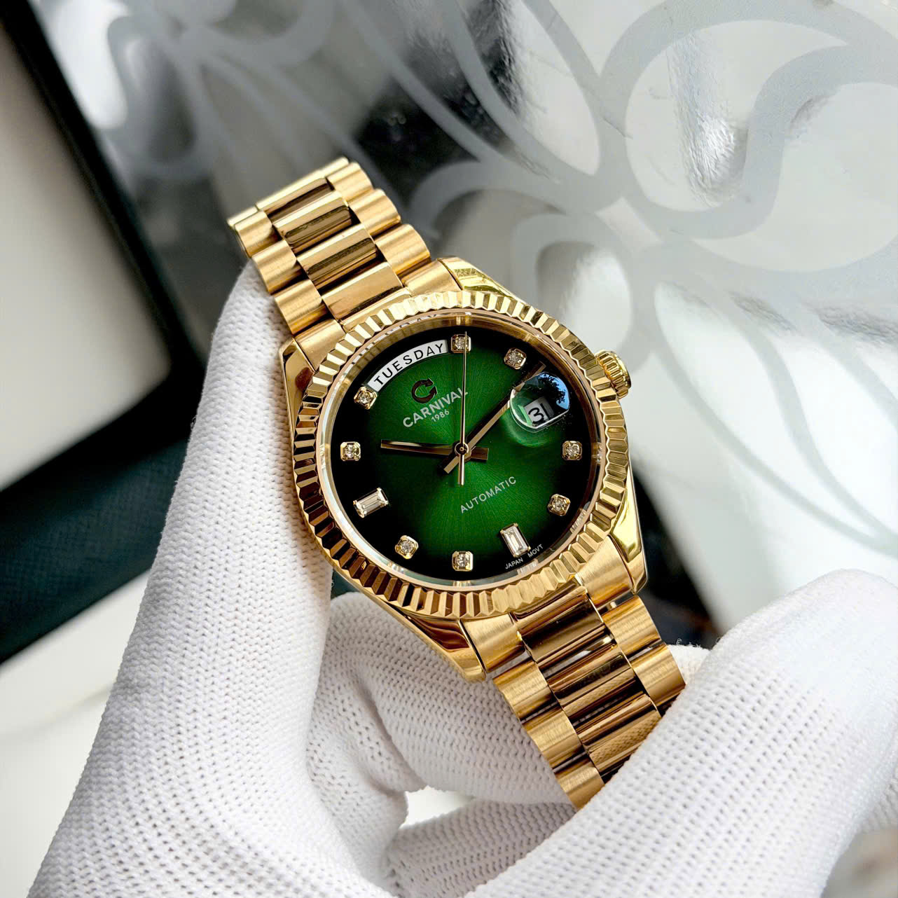 Đồng Hồ Nam Carnival 8239G-VV-XL – Rolex Style, Mặt Xanh, Dây Mạ Vàng, Automatic Japan