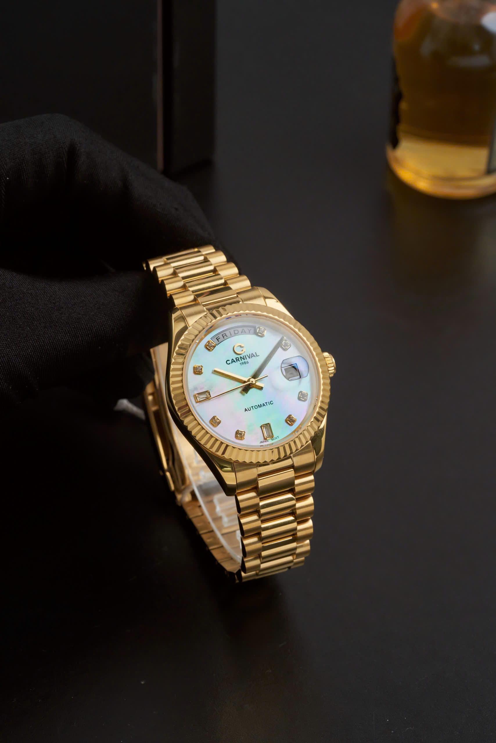 Đồng Hồ Carnival Automatic tiểu rolex style Day Date 8239G-VV-TK 38mm Mặt Khảm Trai – Dây President, Automatic Japan, Sapphire, Thép 316L