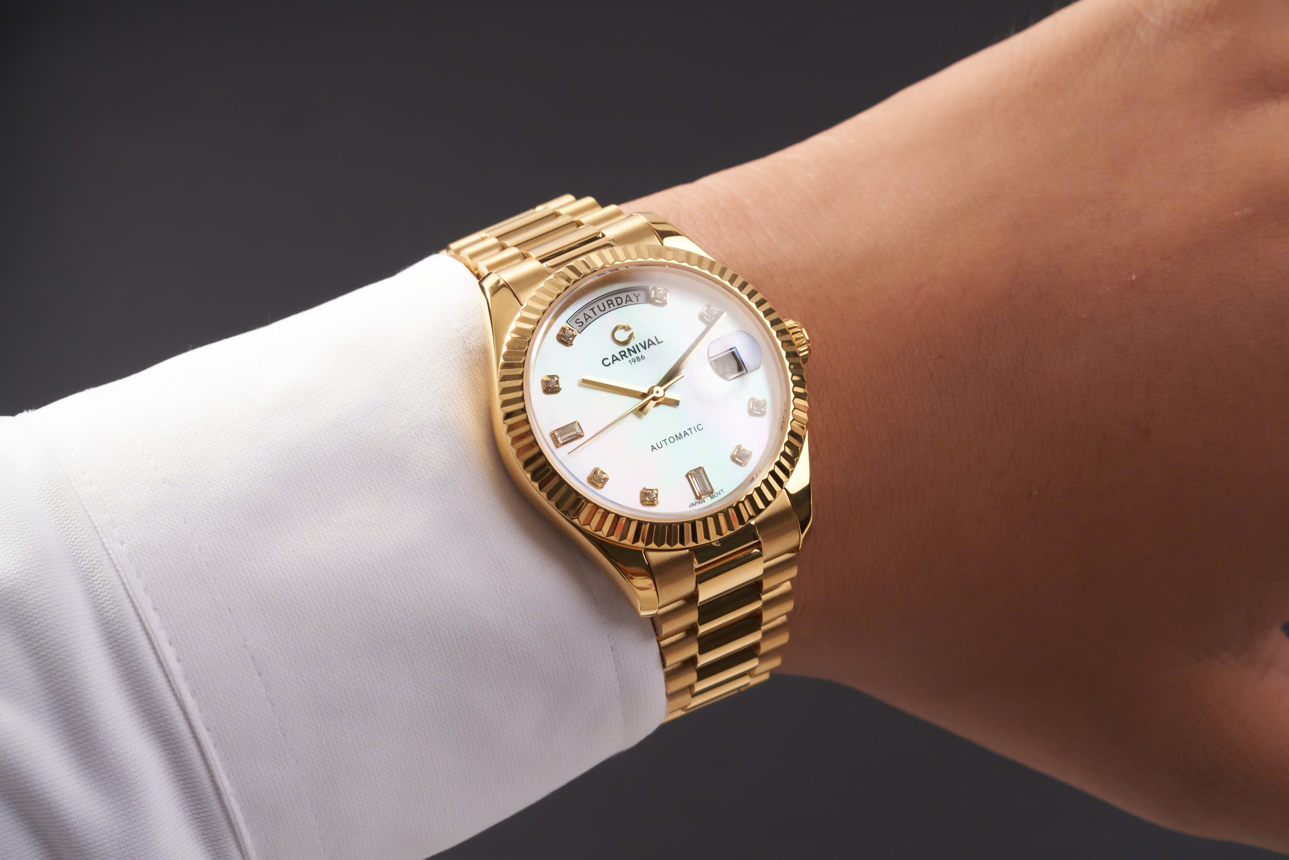Đồng Hồ Carnival Automatic tiểu rolex style Day Date 8239G-VV-TK 38mm Mặt Khảm Trai – Dây President, Automatic Japan, Sapphire, Thép 316L