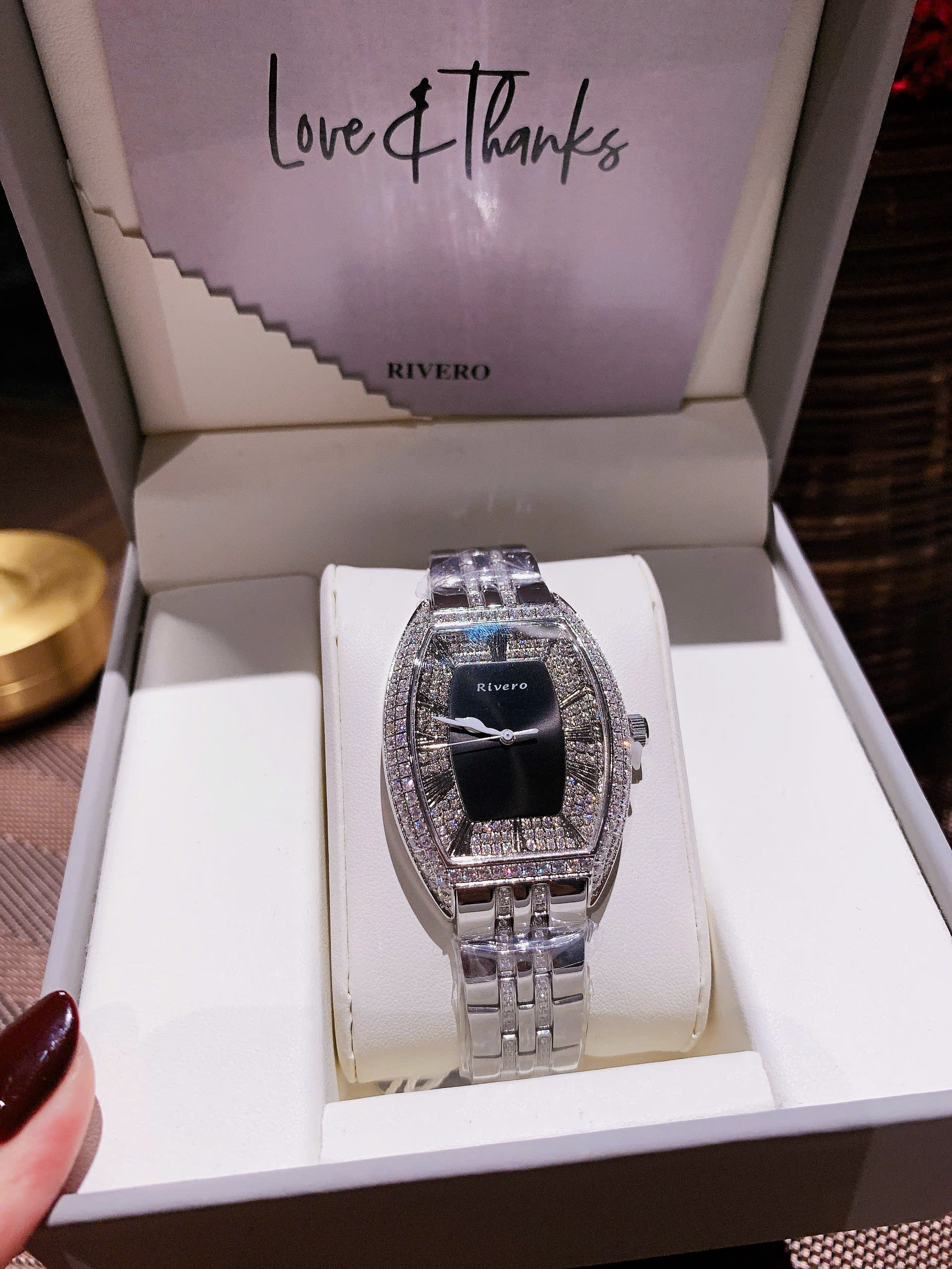 Đánh Giá Đồng Hồ Rivero R9007 SHINE Bản Kim Loại – Thiết Kế Jewelry Watch Hiện Đại, Đính Đá CNC Full Viền Sang Trọng Và Khác Biệt