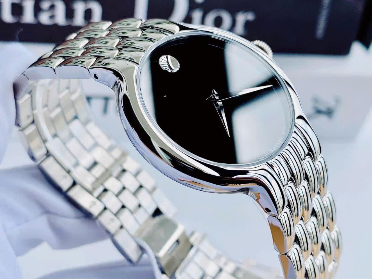 Đồng hồ Movado Trend 0606337 chính hãng – Thiết kế tối giản đậm chất Thụy Sĩ, giá tốt hiếm có