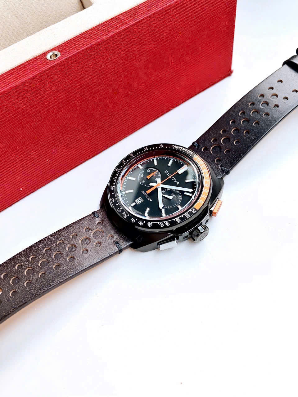 Đánh Giá Đồng Hồ Bulova 98B427 và 98B428 Thể Thao Nam – Phong Cách Mạnh Mẽ Chuẩn Mỹ, Thiết Kế Sang Trọng Và Đầy Cá Tính