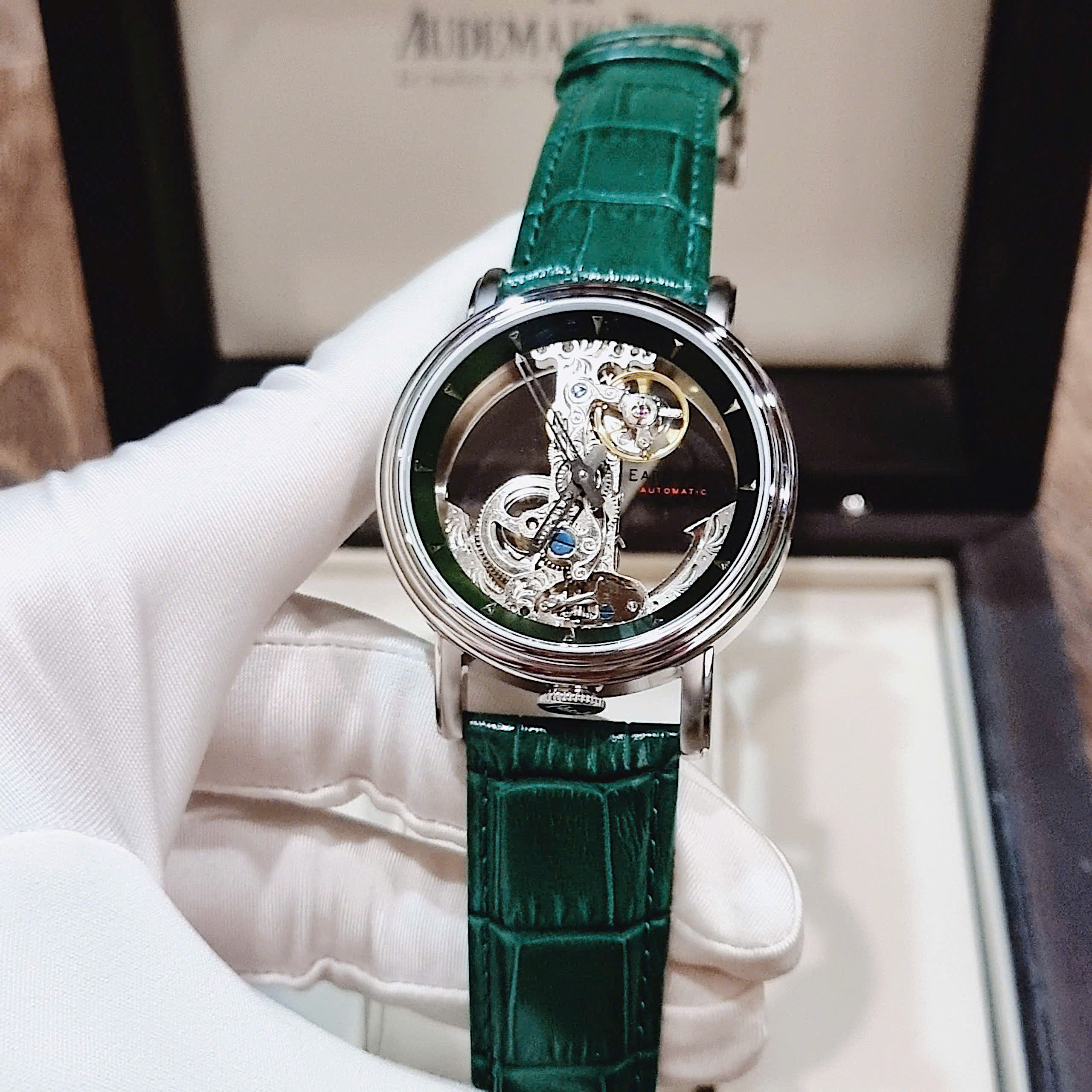 Đánh Giá Đồng Hồ Thomas Earnshaw Automatic Skeleton – Nghệ Thuật Lộ Cơ Tinh Xảo, Phong Cách Cổ Điển Đầy Cuốn Hút