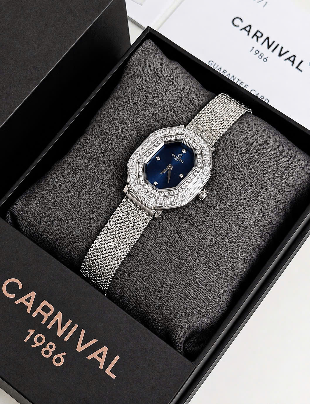 Đồng Hồ Nữ Carnival 8237L-VT-X – Mặt Xanh Thời Thượng, Máy Quartz Thụy Sĩ, Dây Mesh Cao Cấp