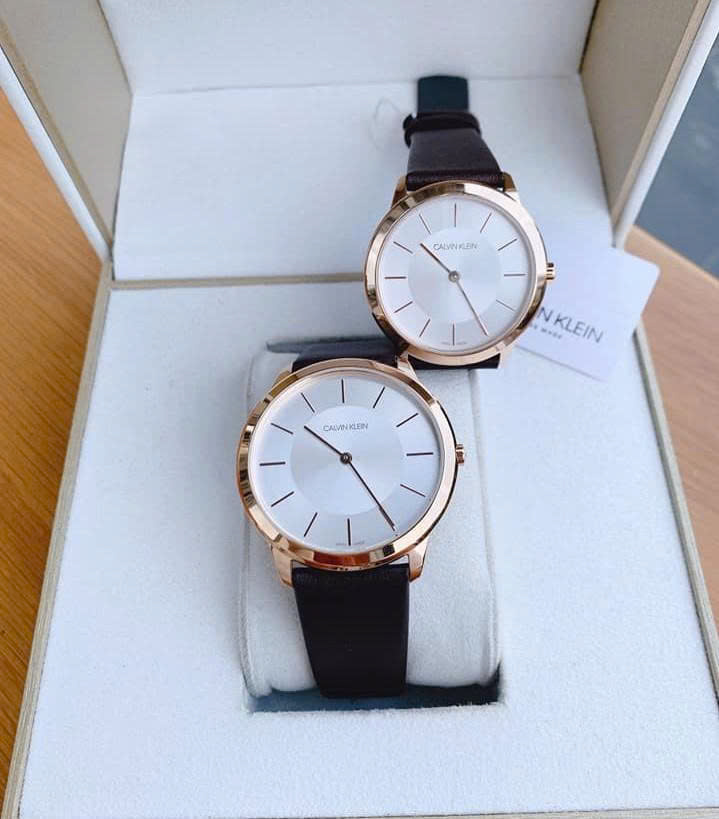Đồng Hồ Đôi Calvin Klein Minimal K3M226G6 & K3M216G6 – Dây Da Nâu, Viền Gold, Mặt Trắng Thanh Lịch