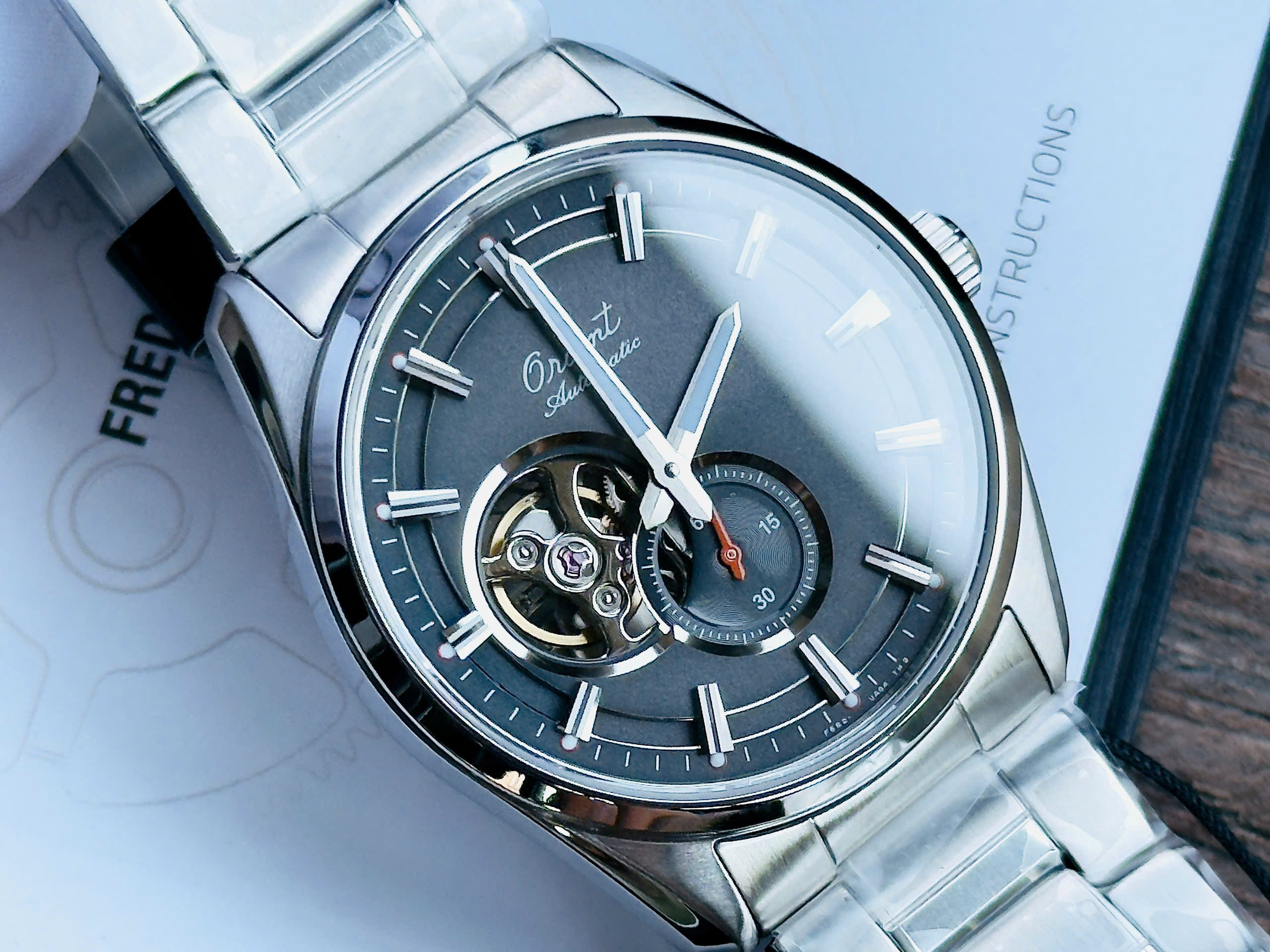Đồng Hồ Orient RA-AR0012N30B 75th Anniversary Limited Edition – Semi-Skeleton, Small Second, Automatic F6S22, Sapphire