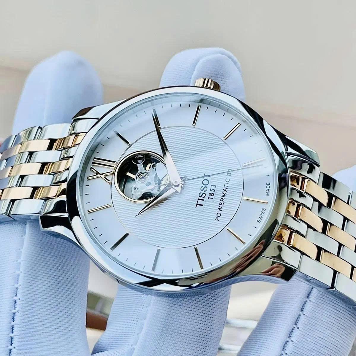 Đồng Hồ Tissot Tradition Open Heart T063.907.22.038.01 – Size 40mm, Power 80 Giờ, Sapphire, Demi Rose Gold
