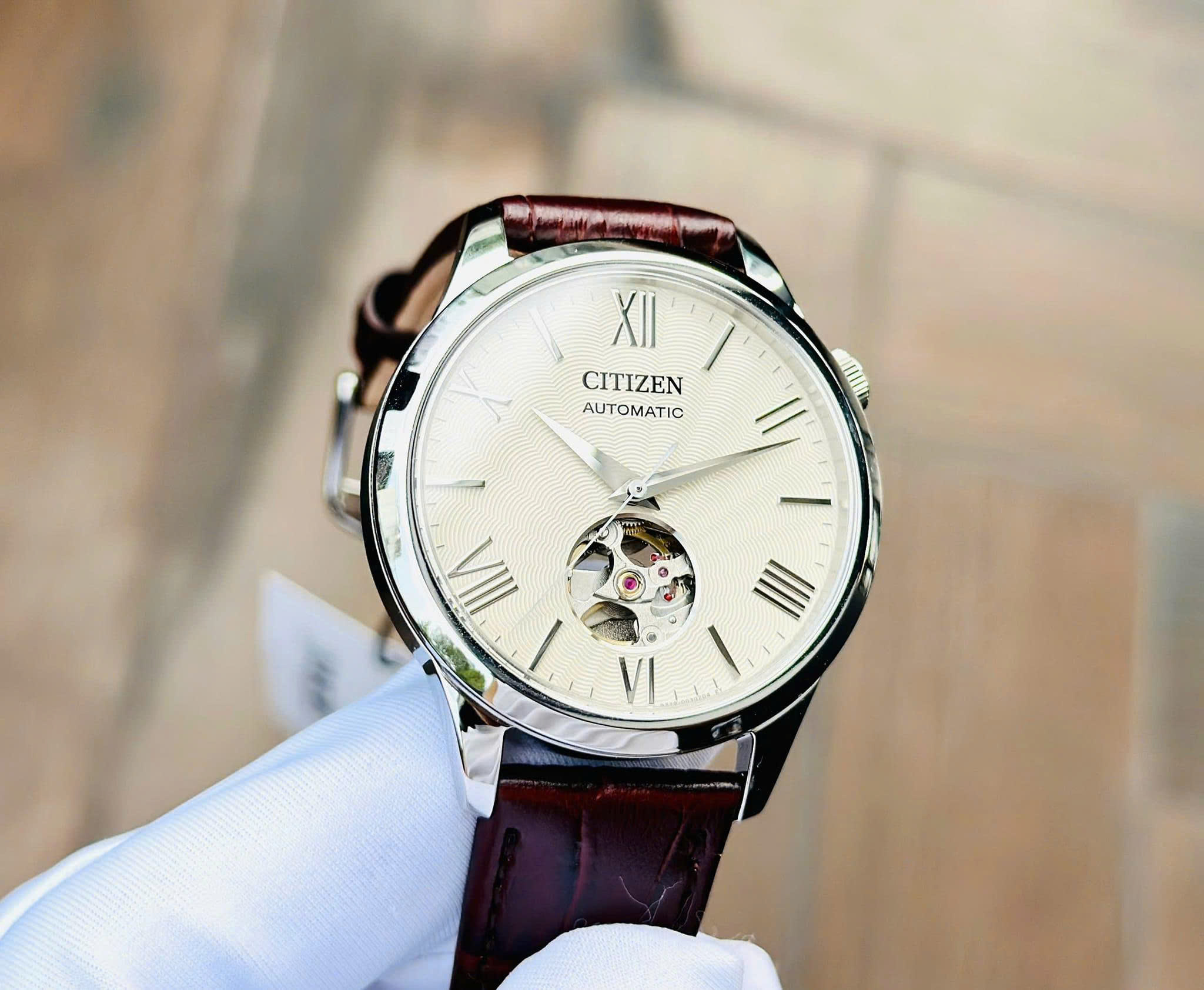 Đánh Giá Đồng Hồ Citizen Automatic Open Heart NH9130-17A – Thiết Kế Retro Cổ Điển, Lộ Máy Hai Mặt Và Cực Kỳ Đáng Giá Trong Tầm Giá