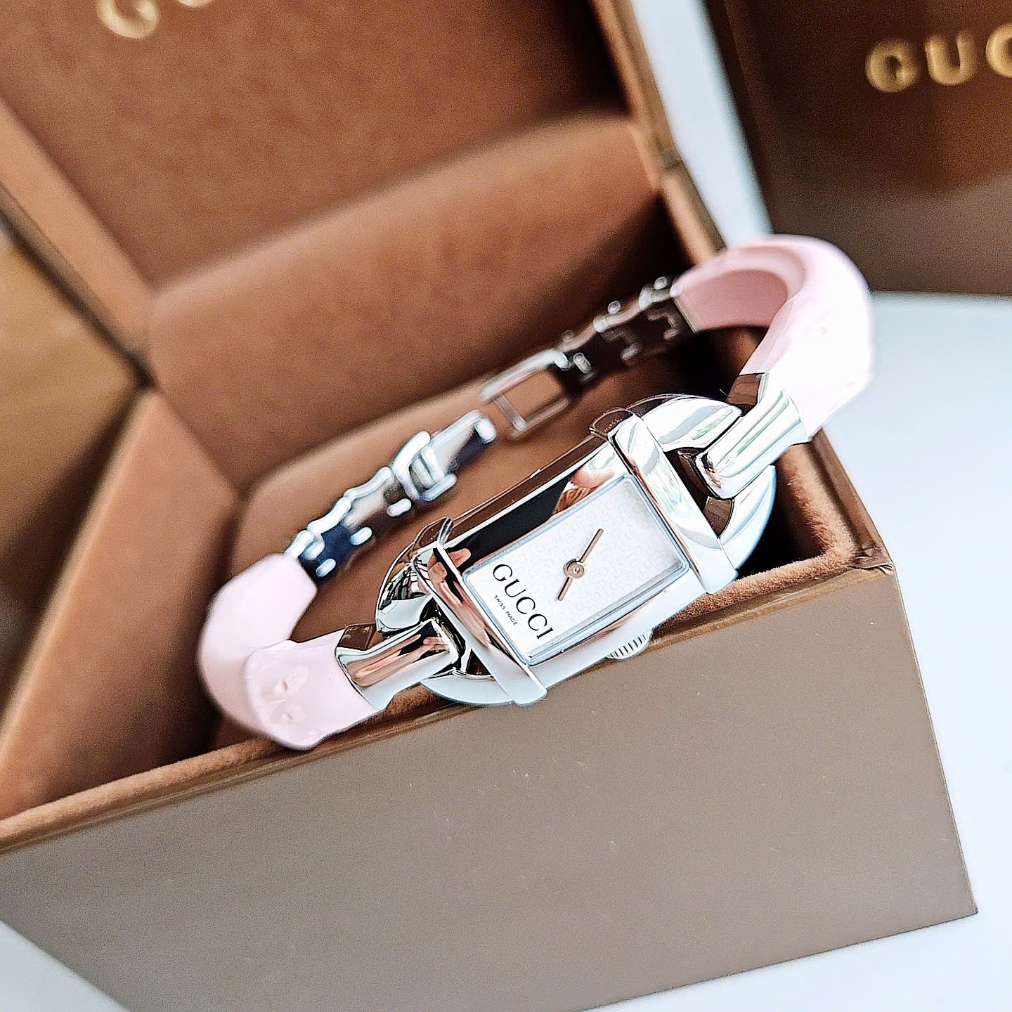 Đồng hồ Gucci YA068550 – Chiếc lắc tay đồng hồ siêu sang chảnh mang đậm phong cách Vintage đẳng cấp | Gucci 6800 serri Silver Dial Bamboo Women Watch