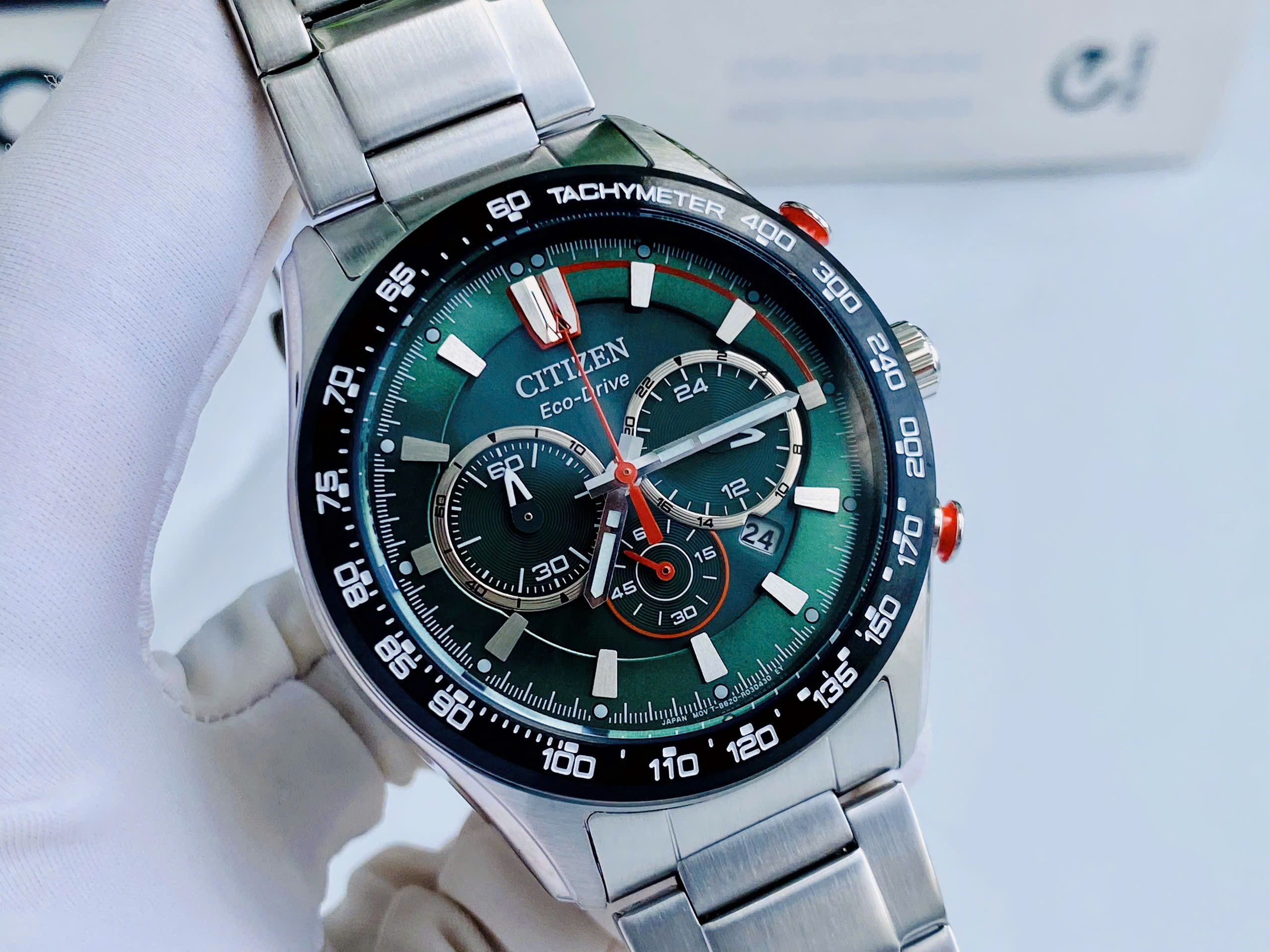 Đồng Hồ Nam Citizen Eco-Drive Chronograph CA4488-52X – Mặt Xanh Lá Cuốn Hút, Máy Eco-Drive