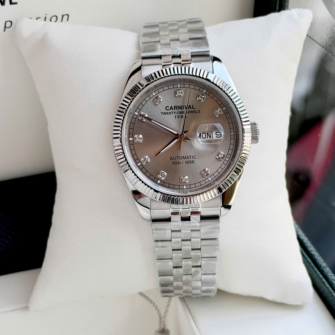 15+ Mẫu Đồng Hồ Carnival 8131G 40mm Automatic Japan – Bezel Khía, Đính Đá Swarovski, Đa Dạng Màu Sắc