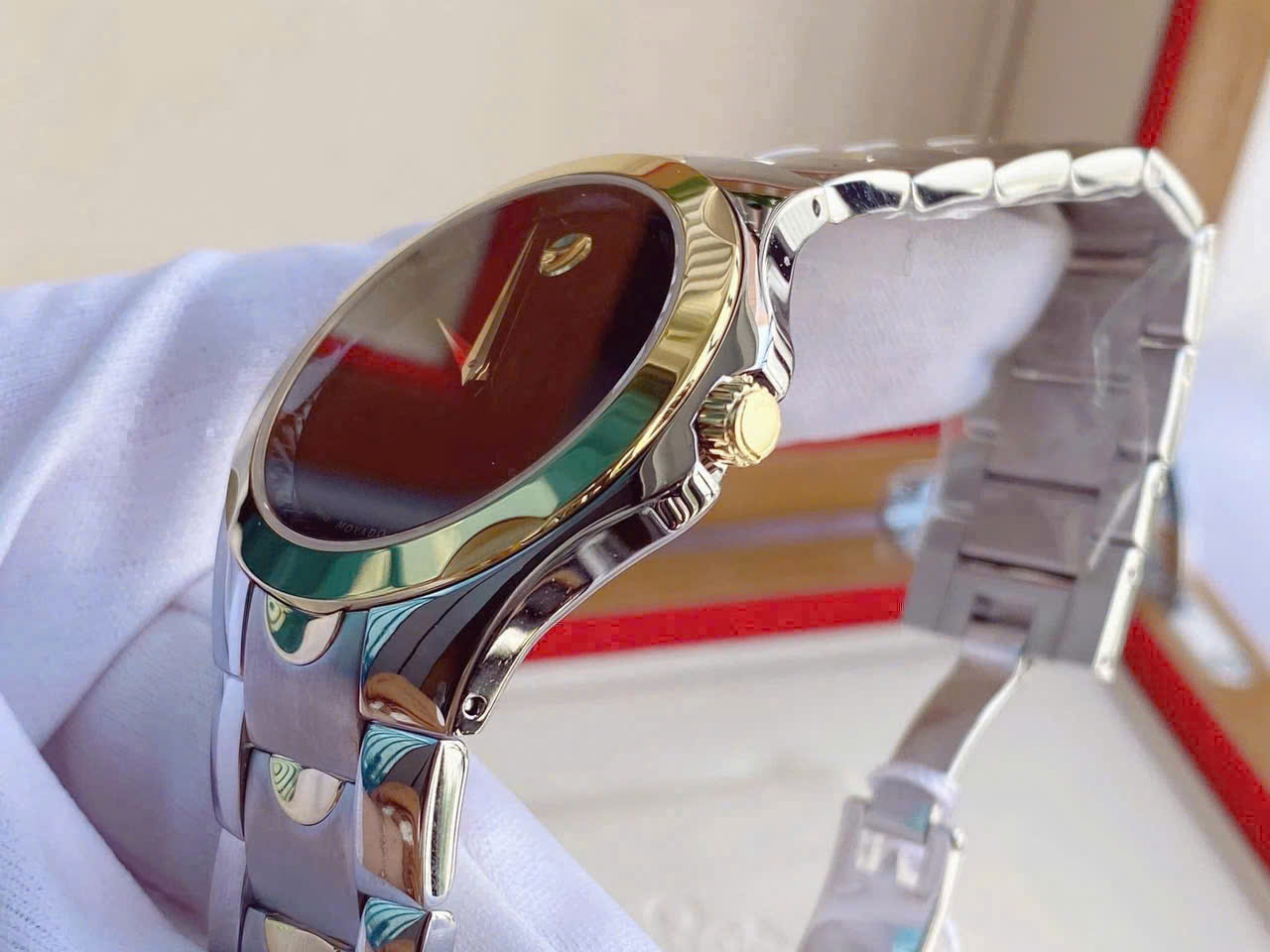 Đồng hồ Movado Luno Sport Two-tone 0606906 dành cho nam – Sự kết hợp hoàn hảo giữa sang trọng và thể thao