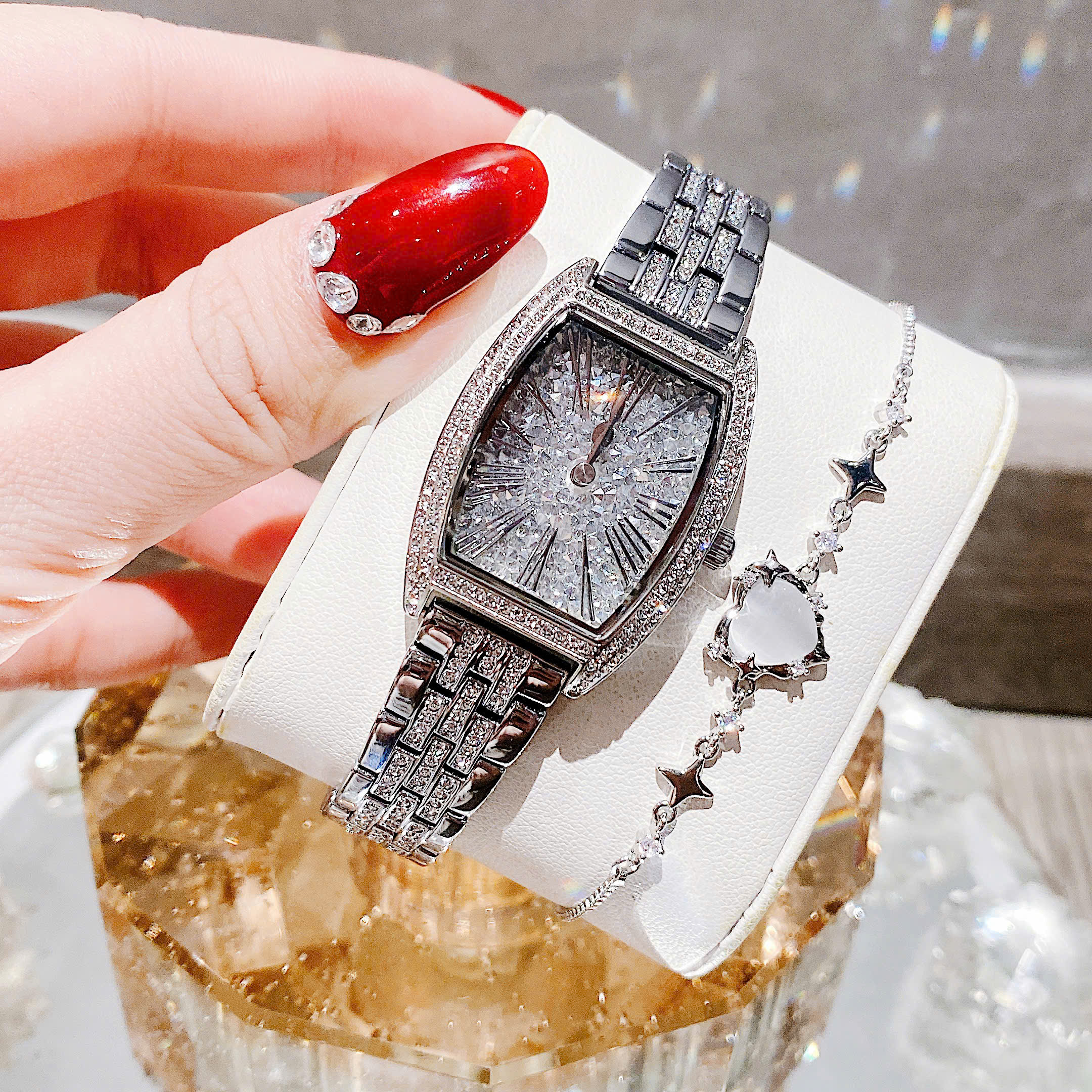 Đồng Hồ Franklin New 2026 Nữ Size 29mm Đính Đá Cao Cấp – Thiết Kế Sang Trọng Lấp Lánh Dành Cho Quý Cô Hiện Đại