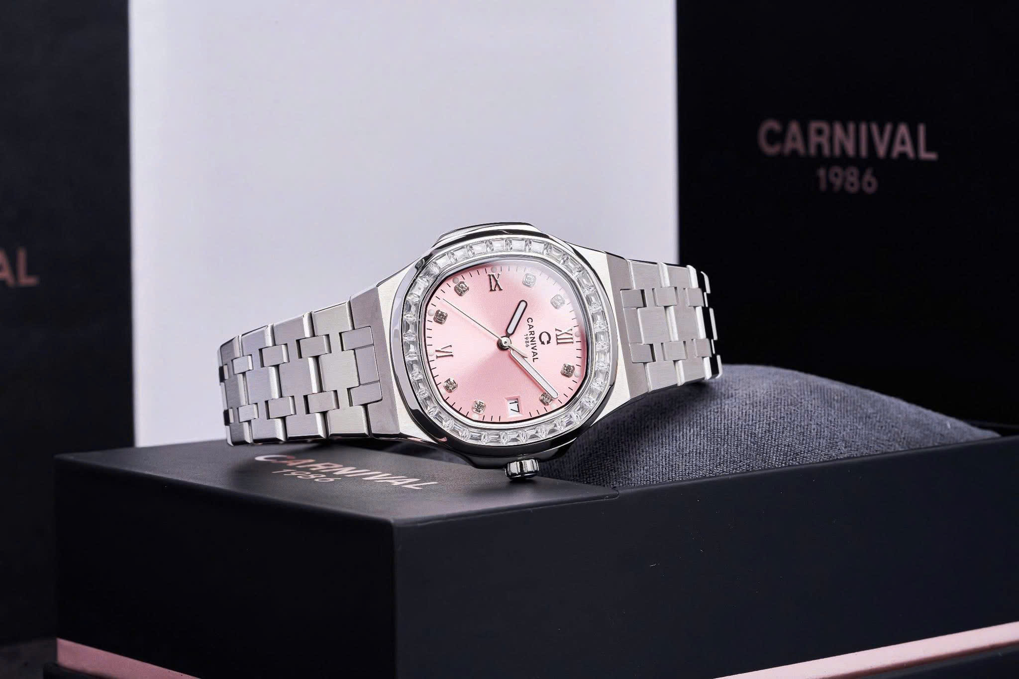 +28 mẫu Đồng hồ Carnival nữ 2026 – 8160L2: Vẻ đẹp sang trọng chuẩn Patek Philippe cho quý cô hiện đại