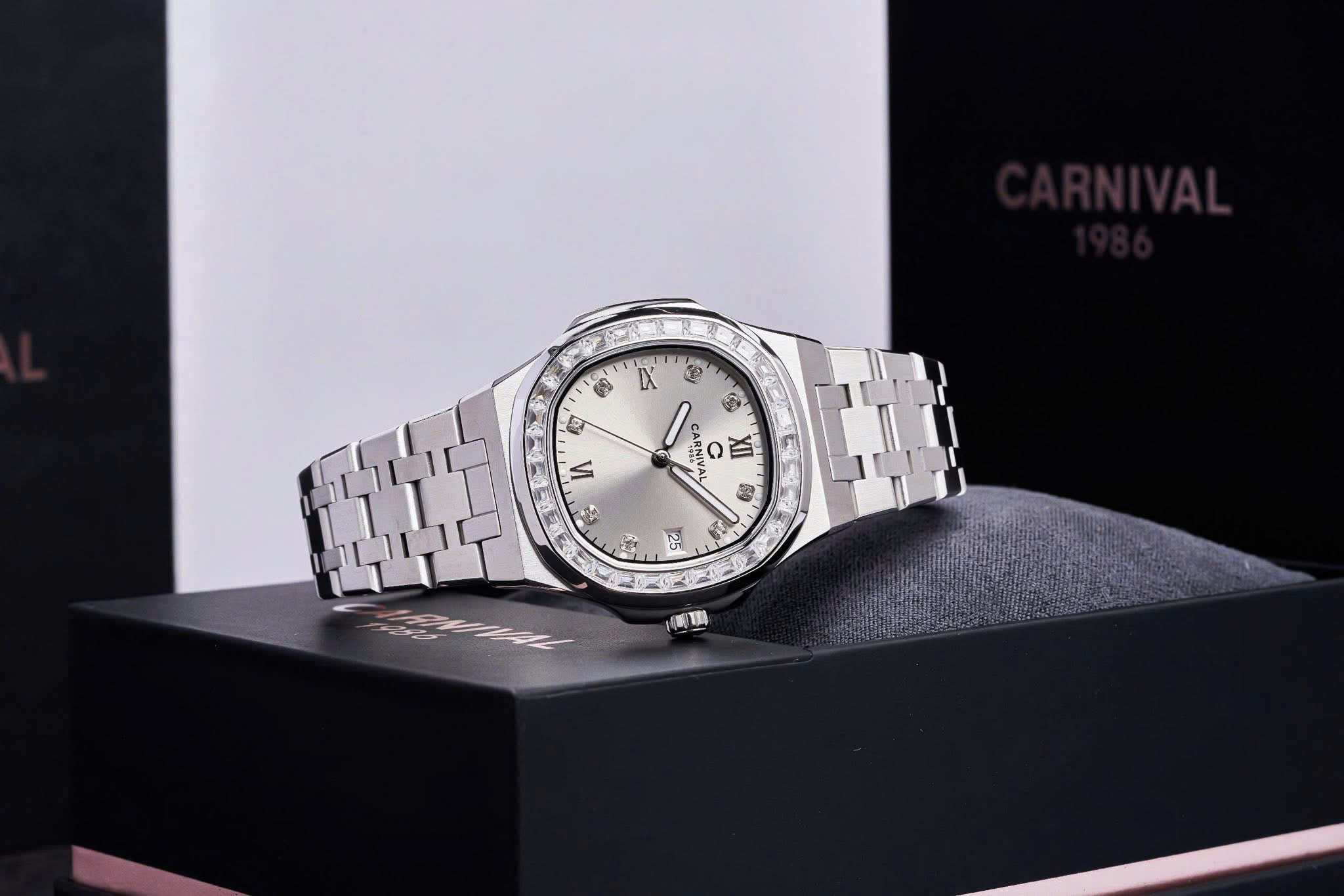 +28 mẫu Đồng hồ Carnival nữ 2026 – 8160L2: Vẻ đẹp sang trọng chuẩn Patek Philippe cho quý cô hiện đại