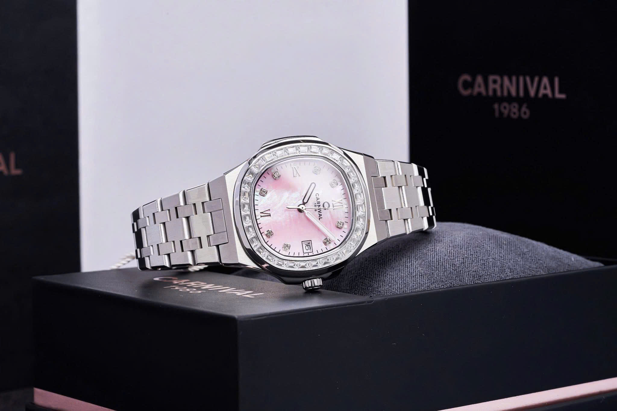 +28 mẫu Đồng hồ Carnival nữ 2026 – 8160L2: Vẻ đẹp sang trọng chuẩn Patek Philippe cho quý cô hiện đại